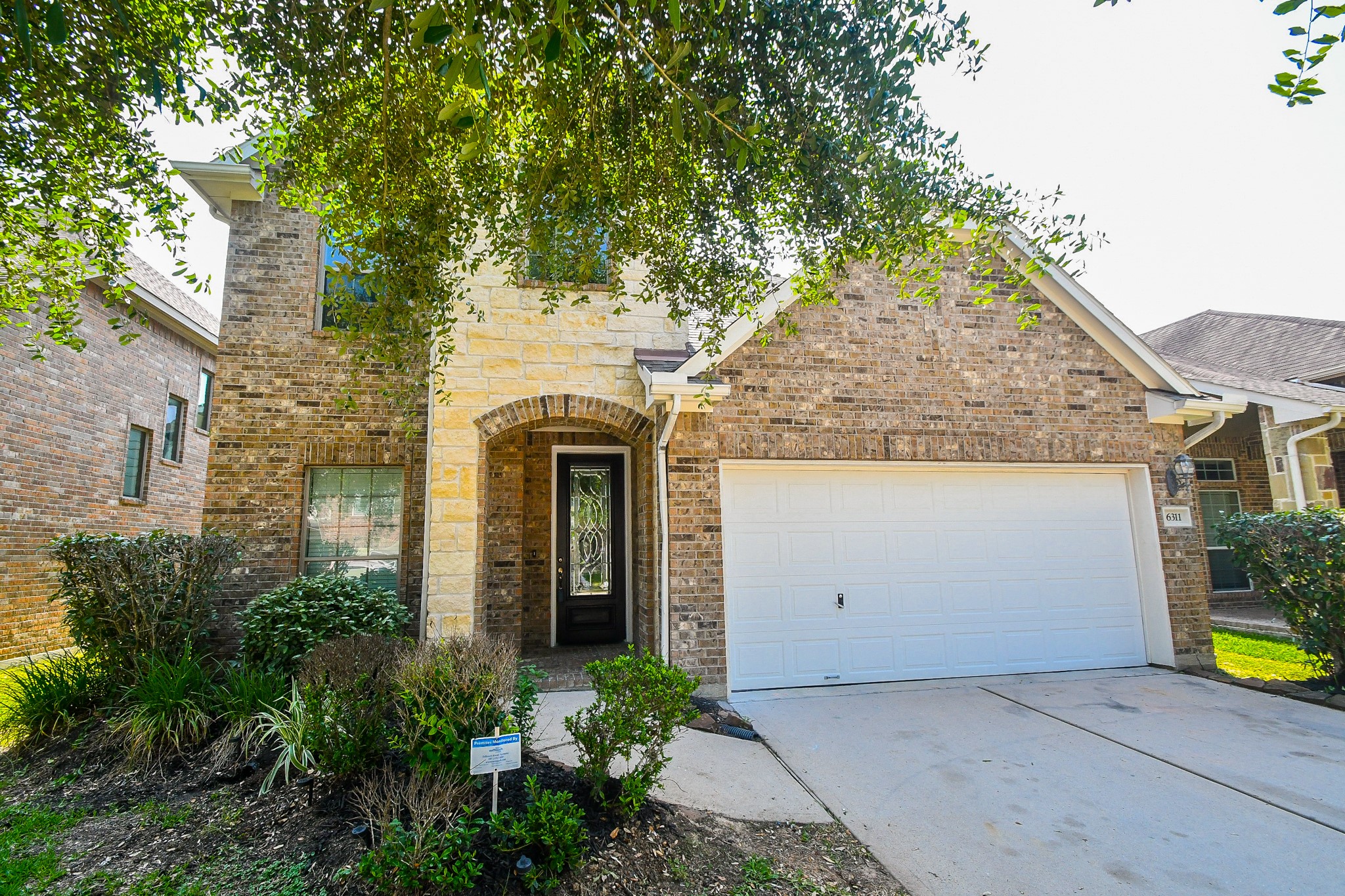 6311 Denison Oaks Drive Property Photo 2