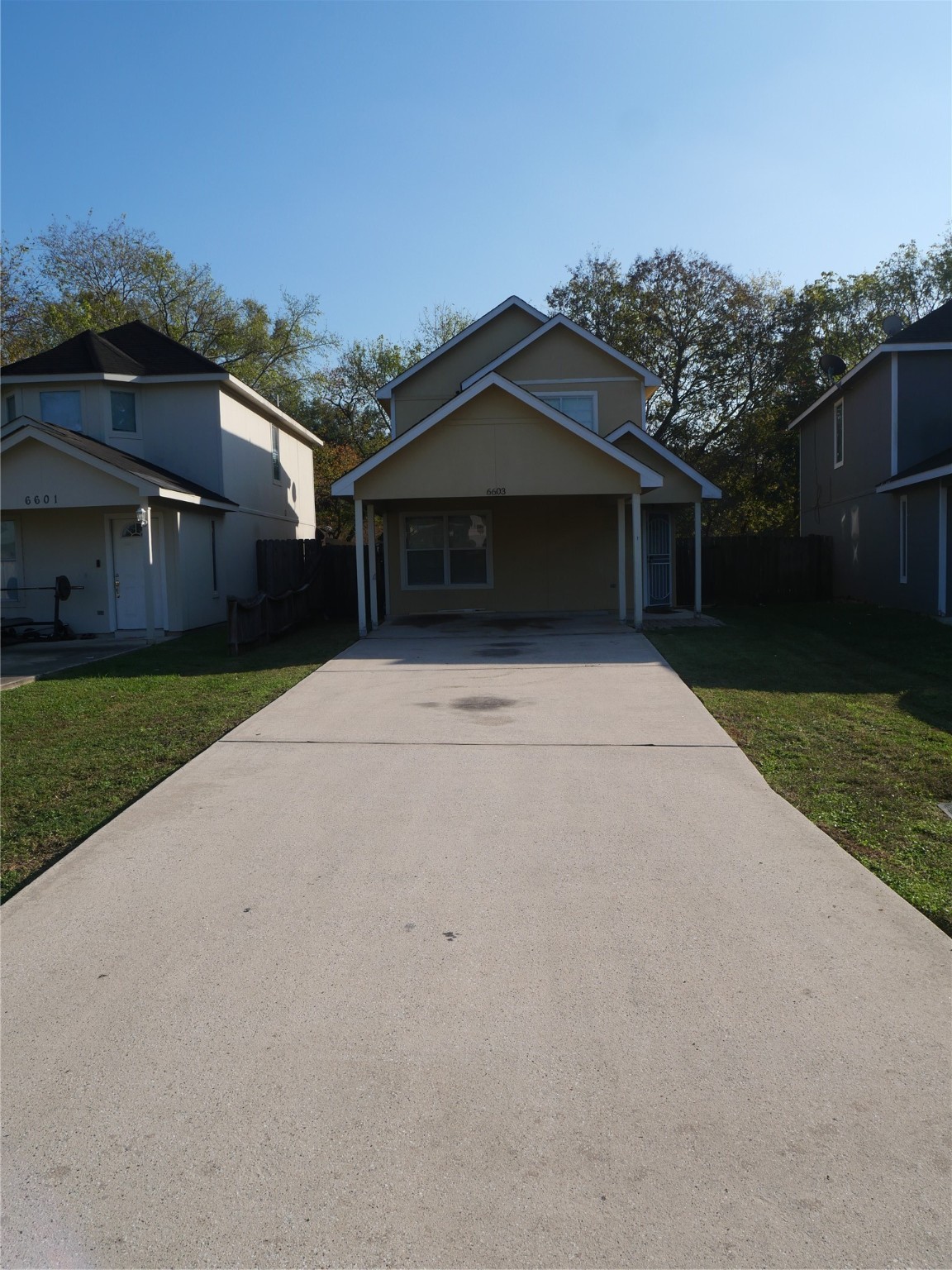 6603 Schambray Street Property Photo 3