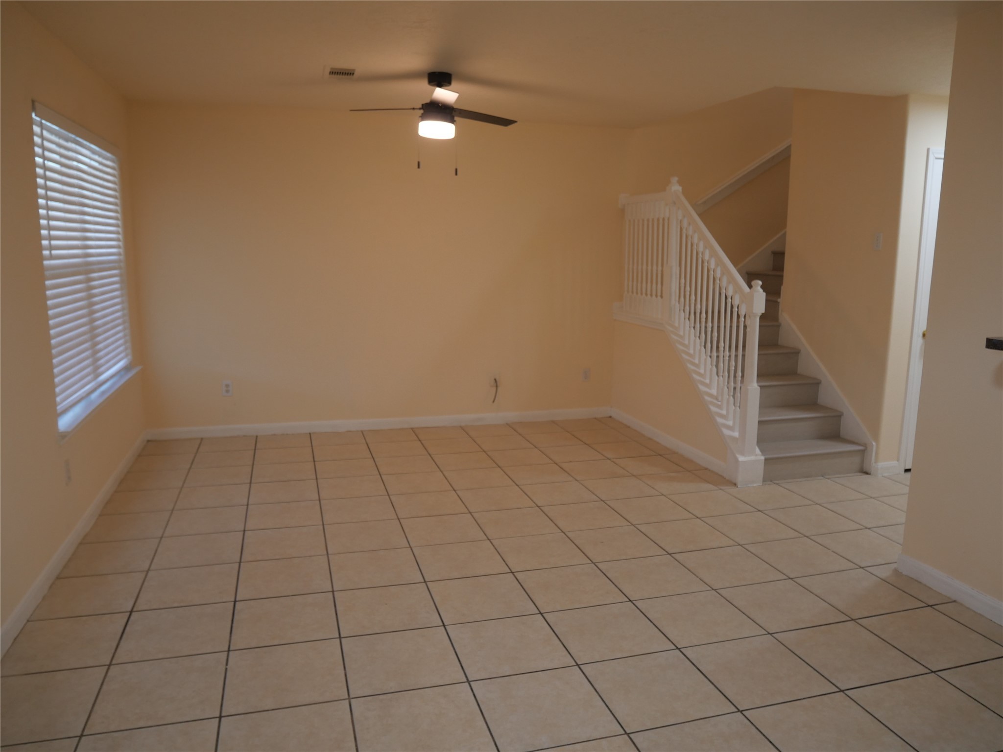 6603 Schambray Street Property Photo 5