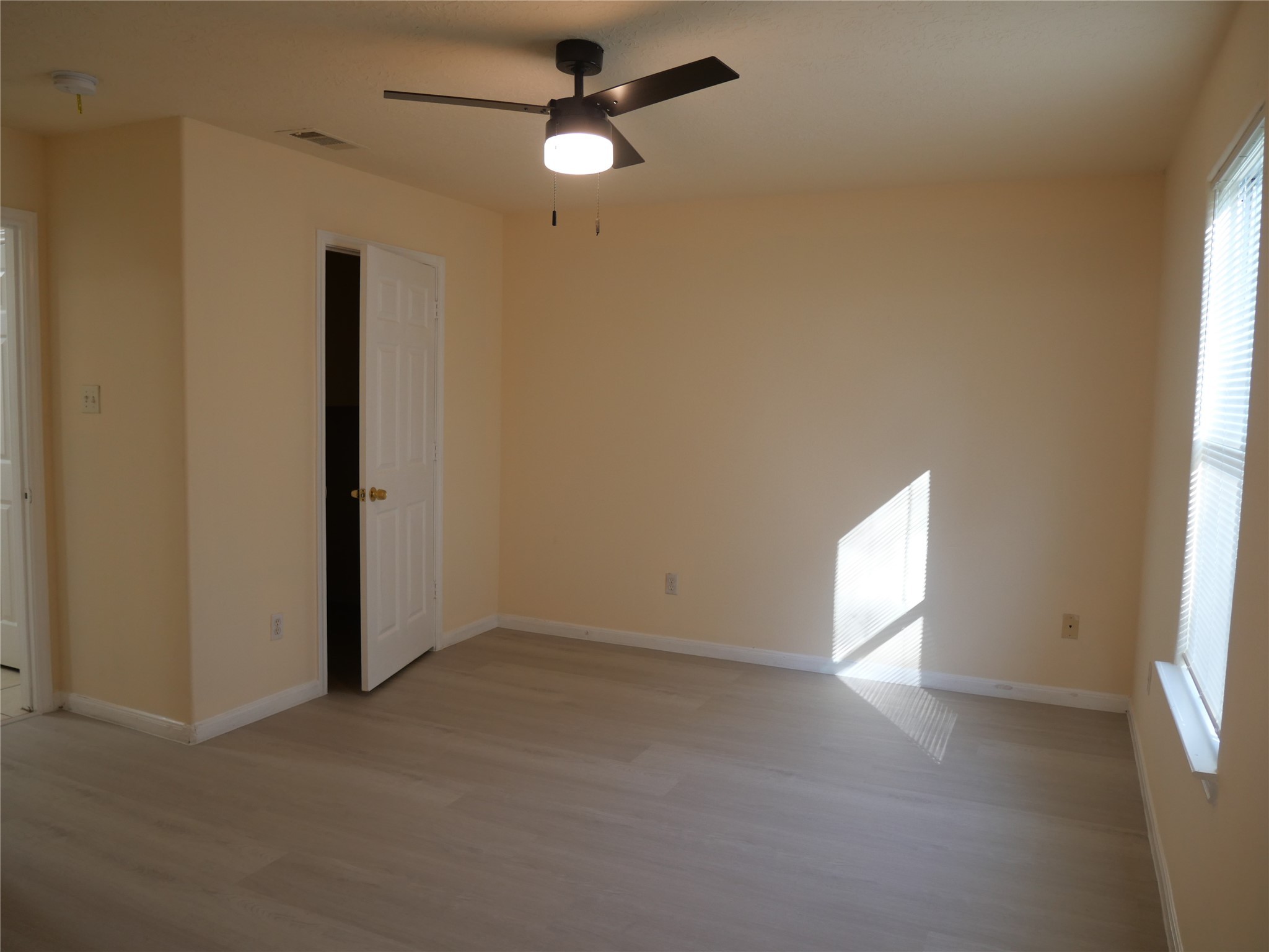 6603 Schambray Street Property Photo 17