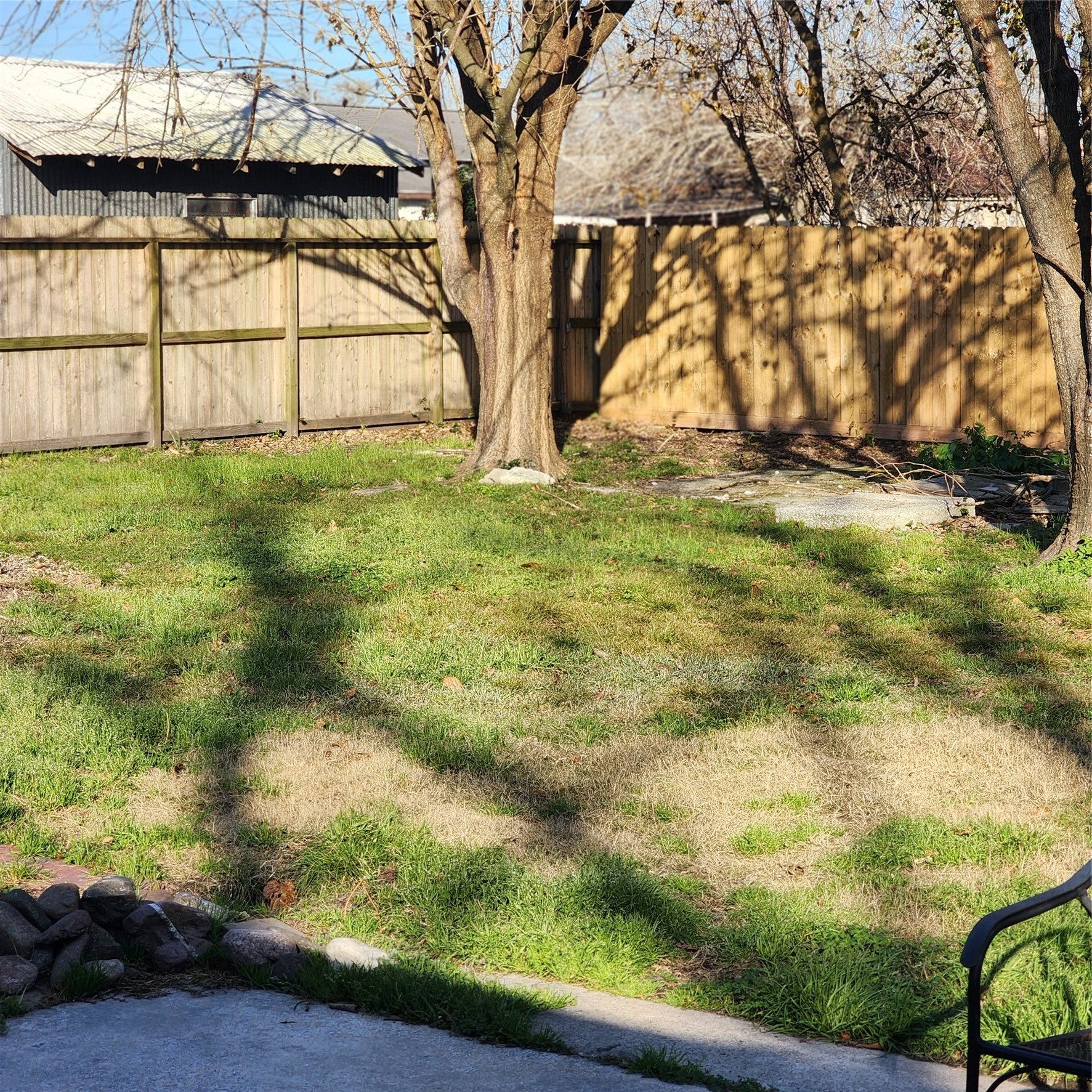 1206 N Commerce Street Property Photo 3