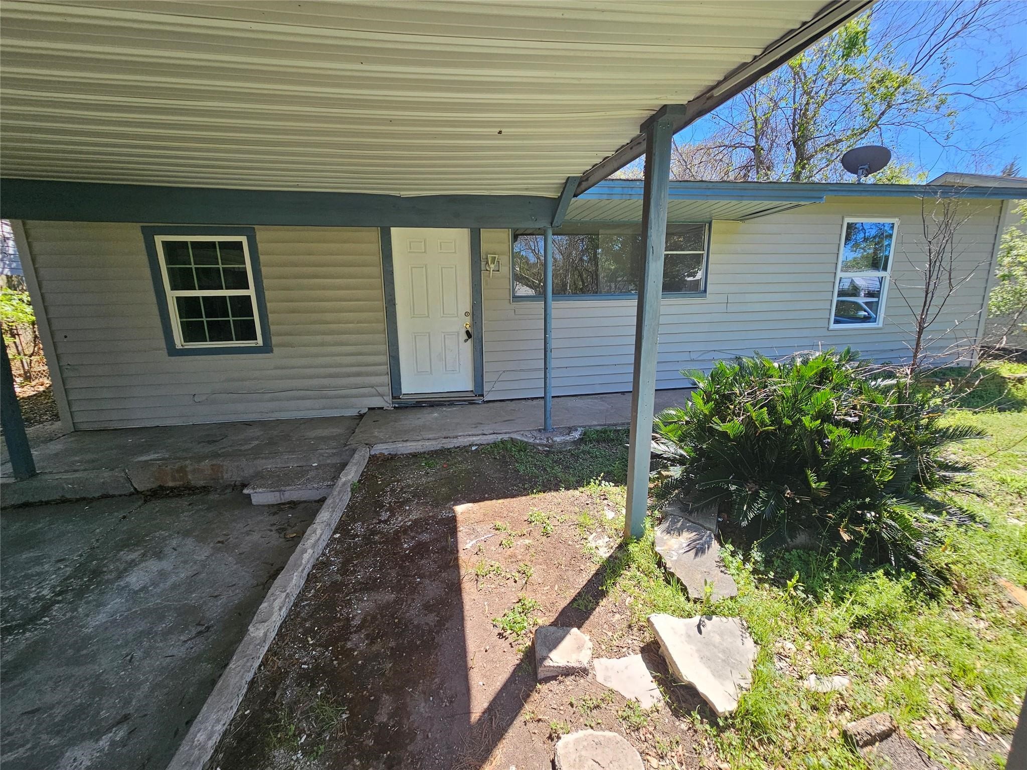6015 Beekman Road Property Photo 1