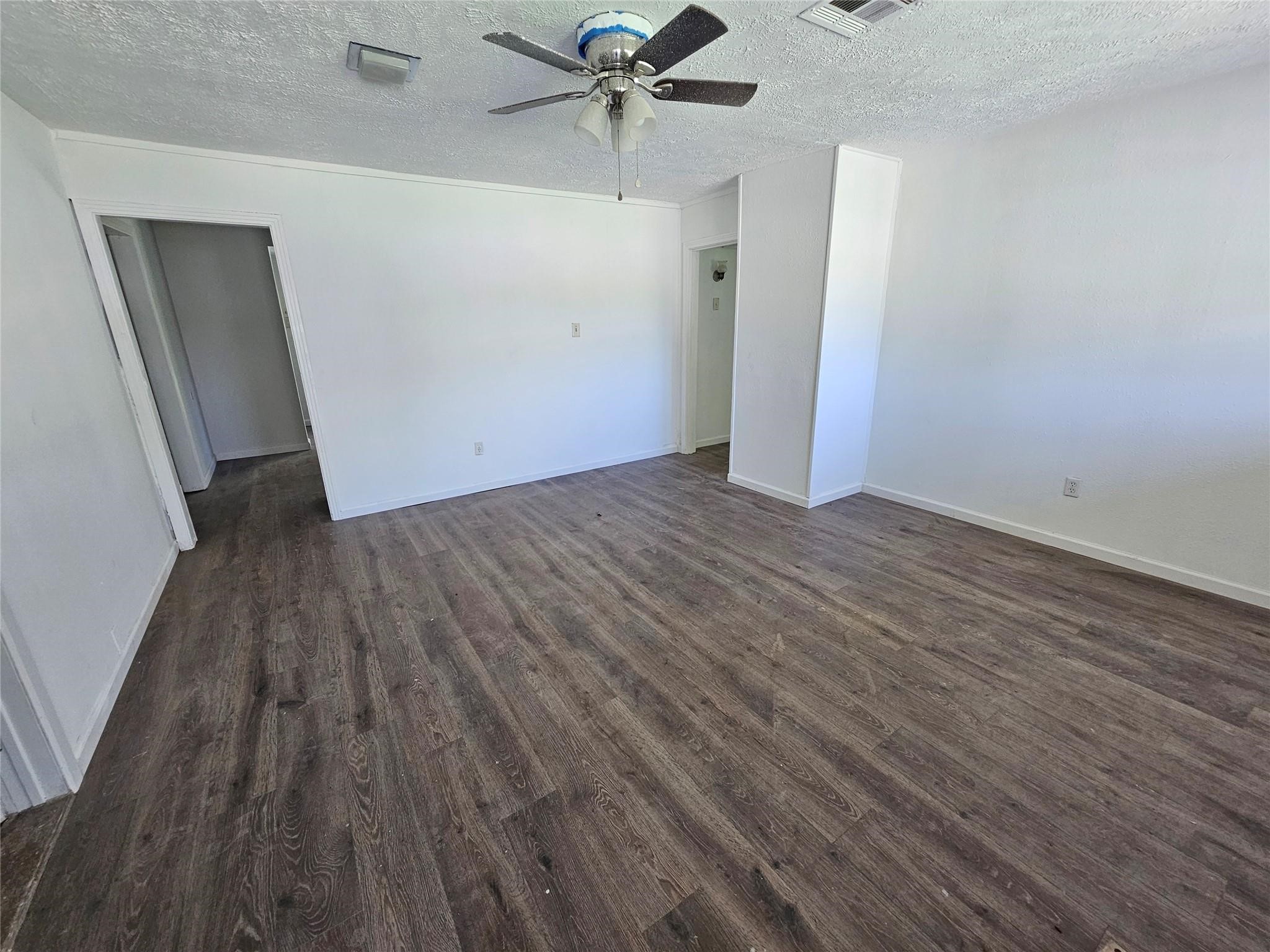 6015 Beekman Road Property Photo 2