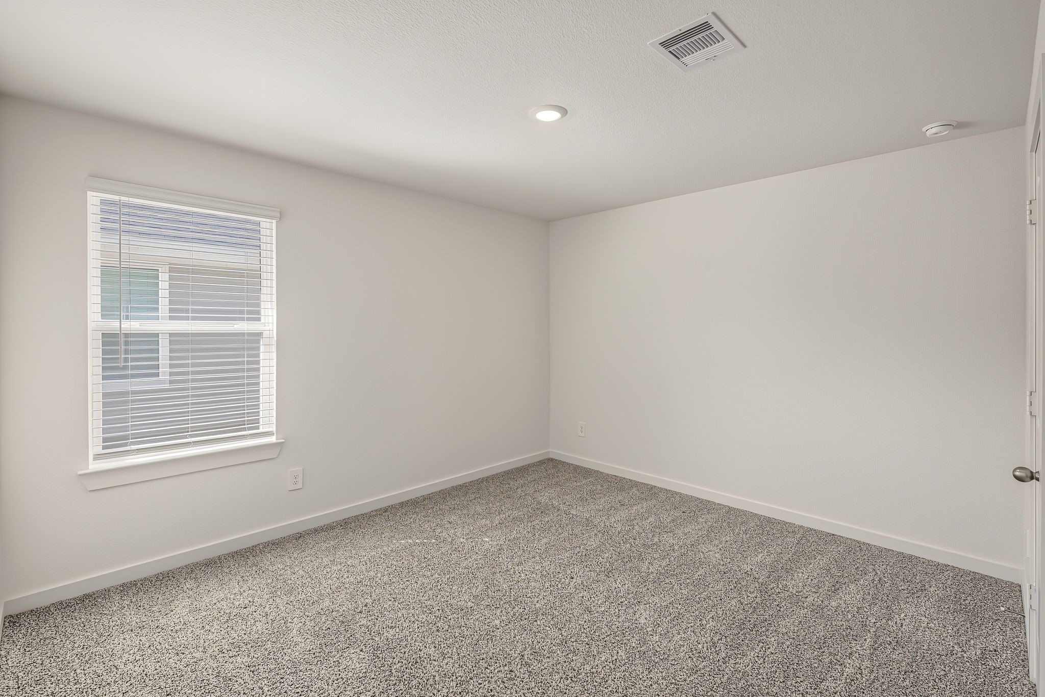 30426 Canterbury Fields Drive Property Photo 8