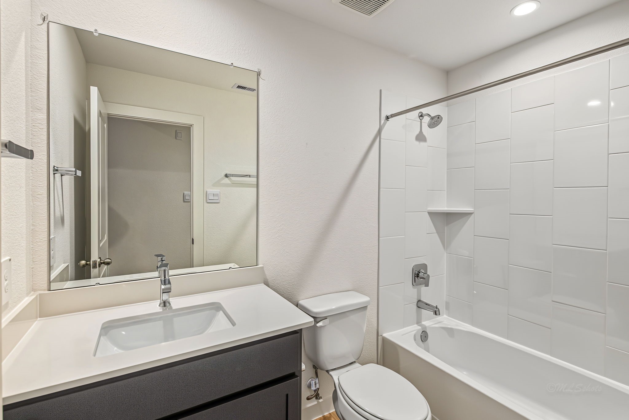 30426 Canterbury Fields Drive Property Photo 11