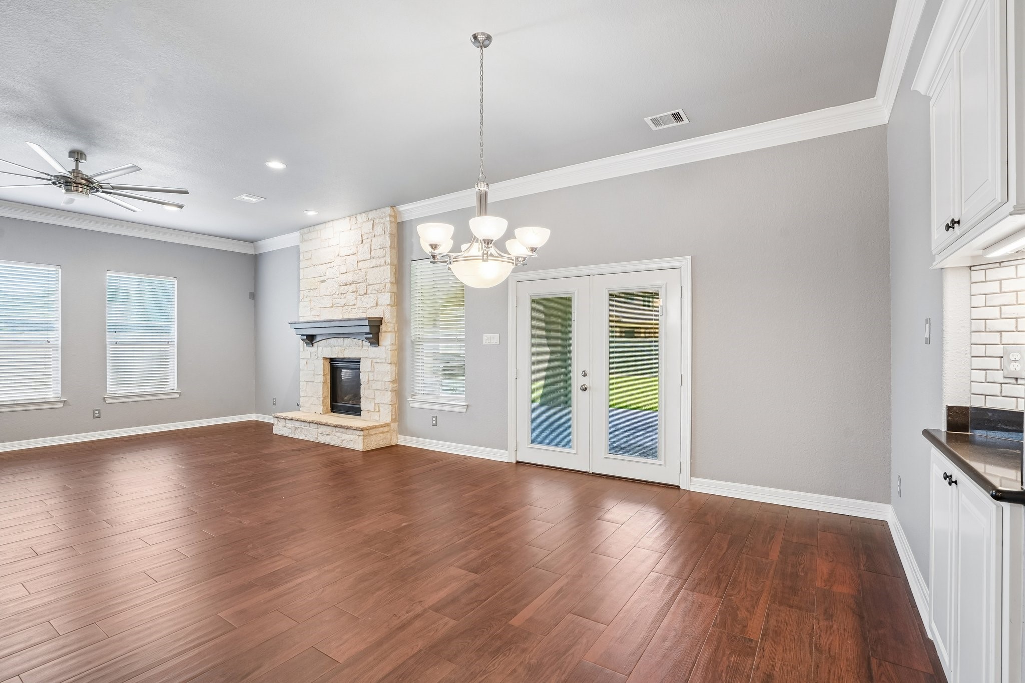 405 Old Orchard Drive Property Photo 11