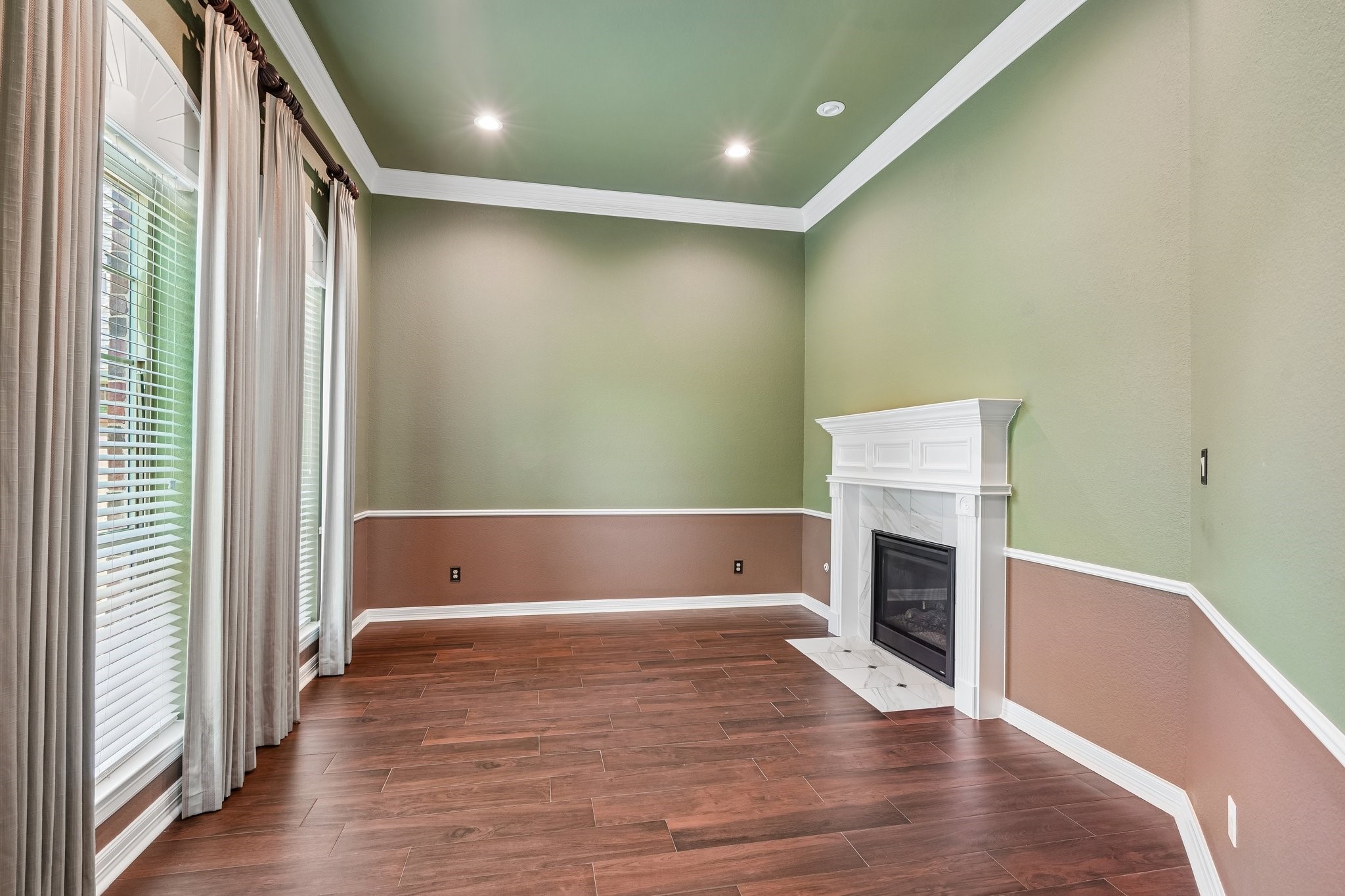 405 Old Orchard Drive Property Photo 28