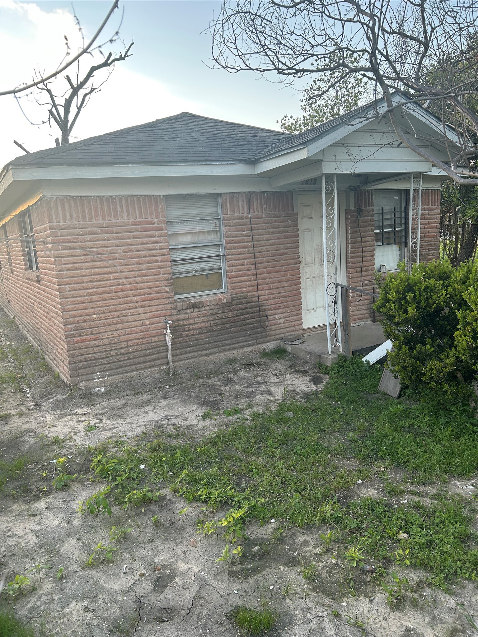 1815 Mary Street Property Photo 1