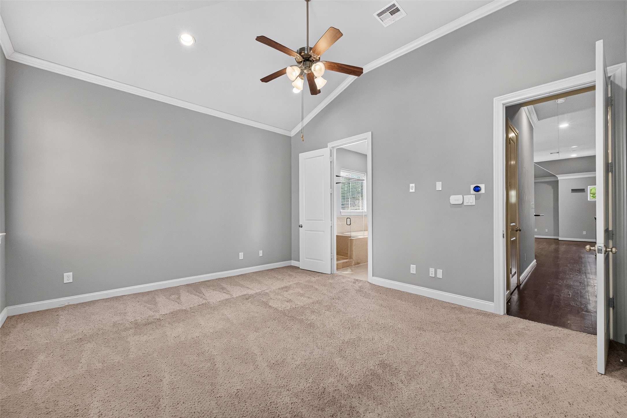 2219 Bastrop Street Property Photo 29