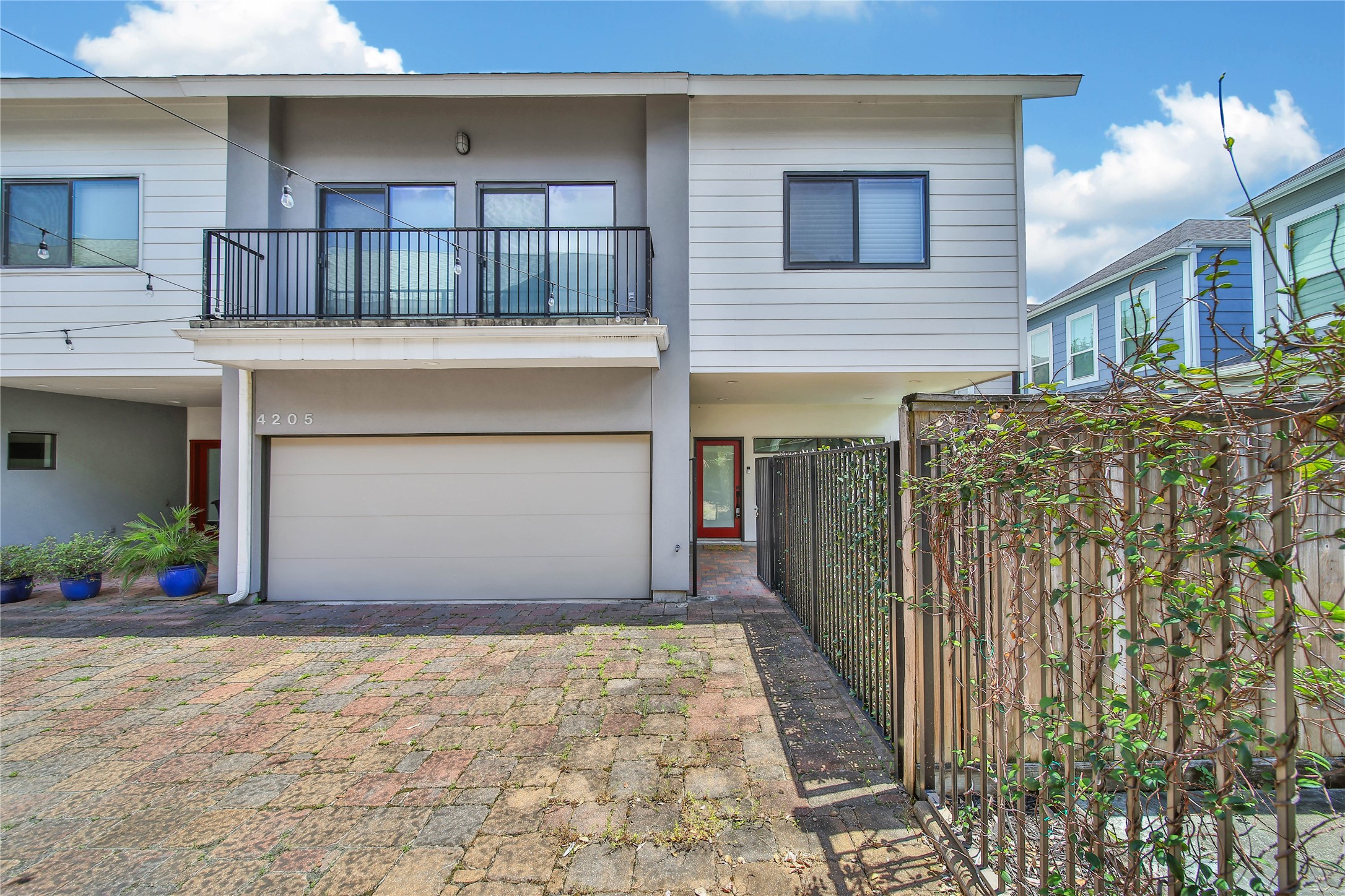 4205 Eigel Street Property Photo 1