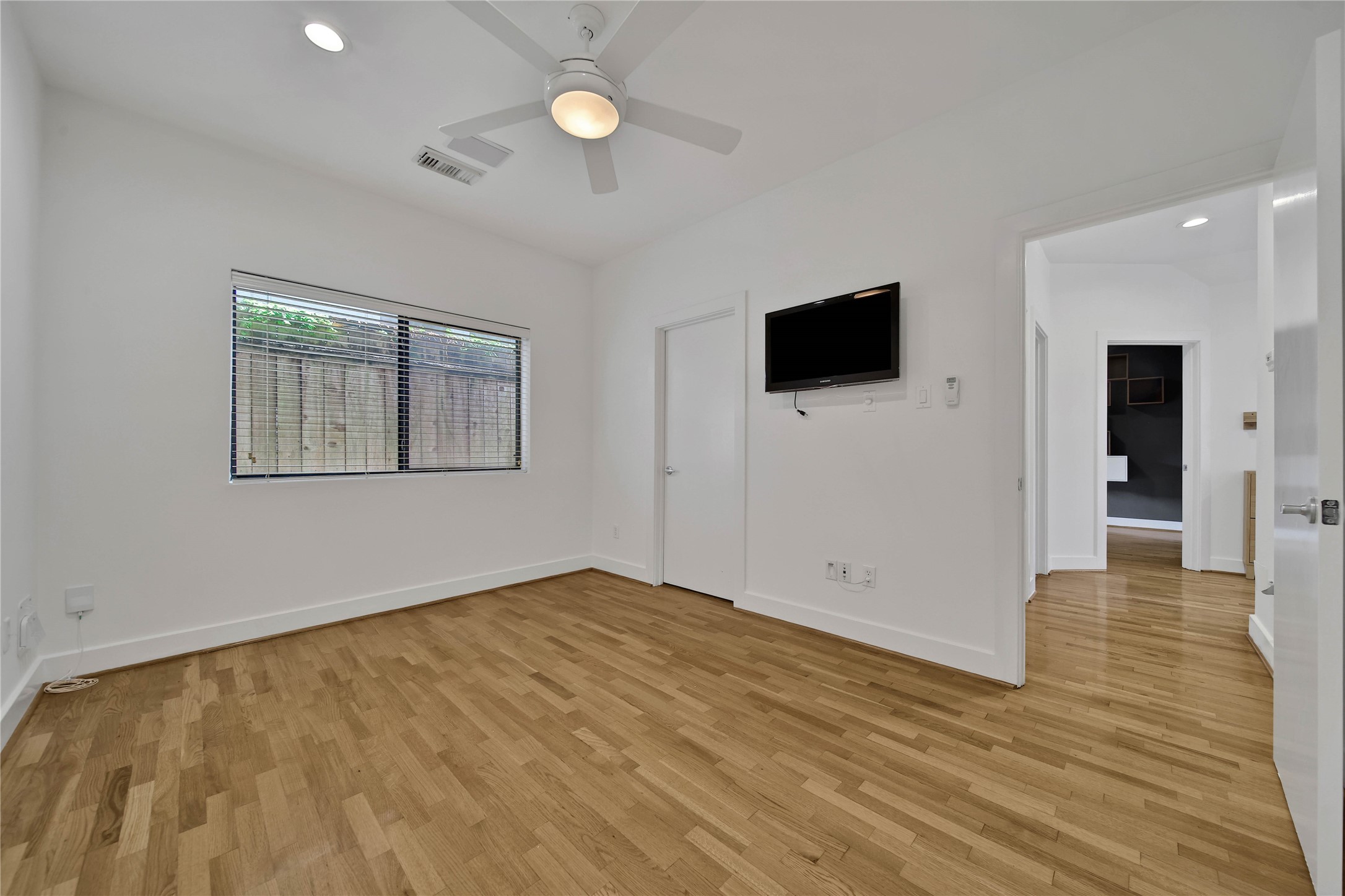 4205 Eigel Street Property Photo 9