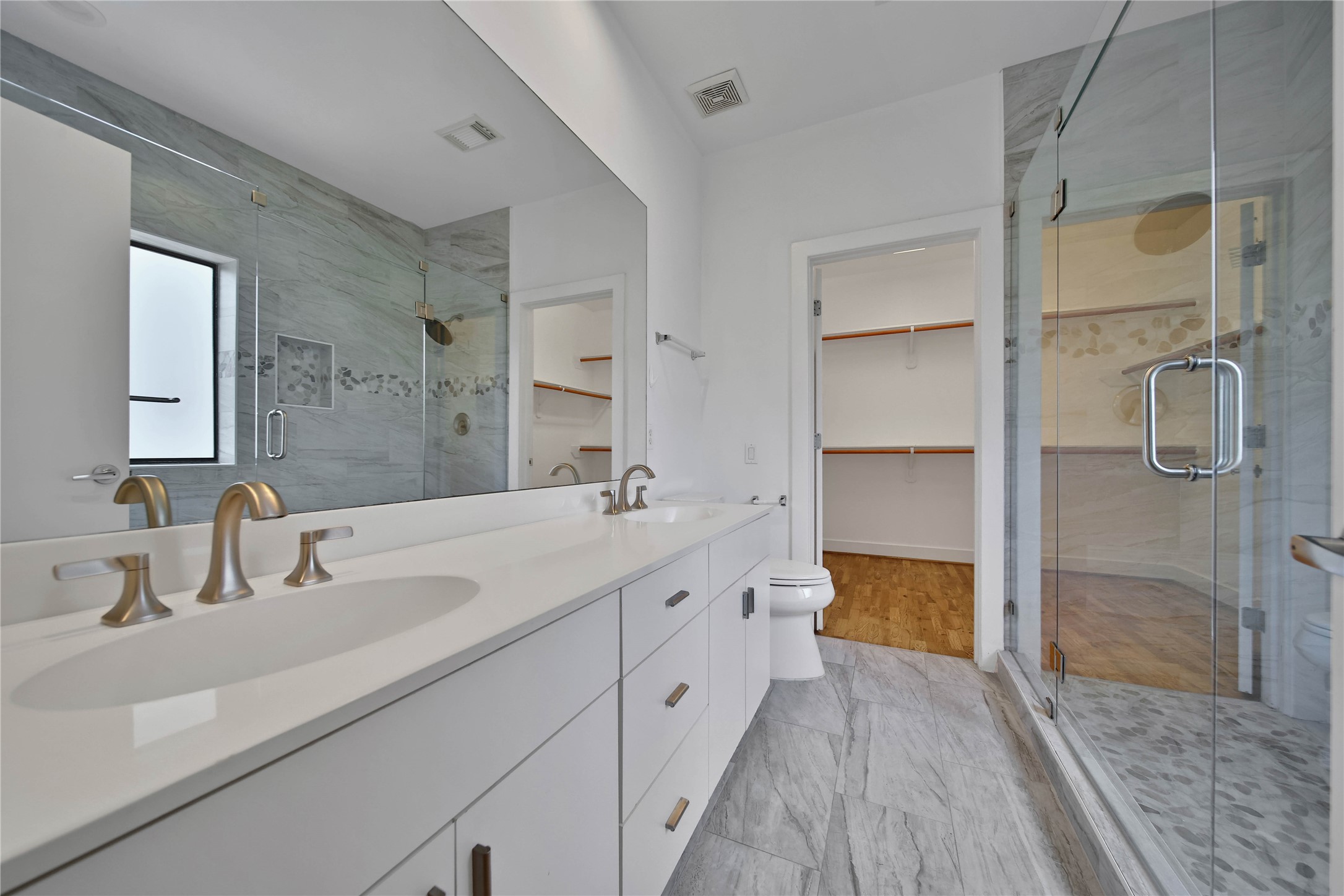 4205 Eigel Street Property Photo 25