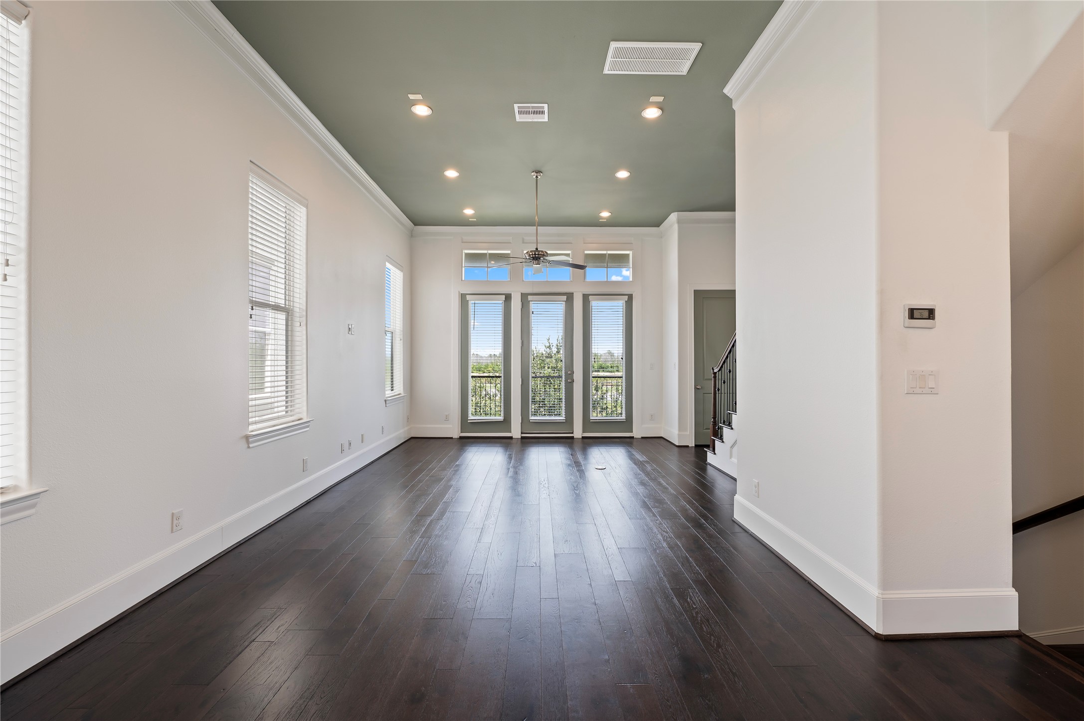 9674 Knight Road Property Photo 13
