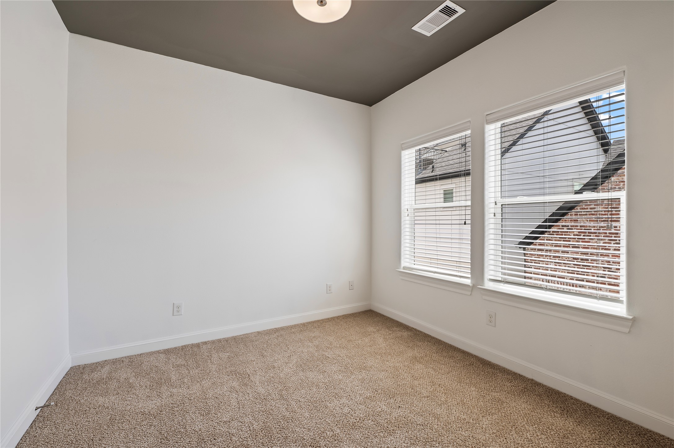 9674 Knight Road Property Photo 25