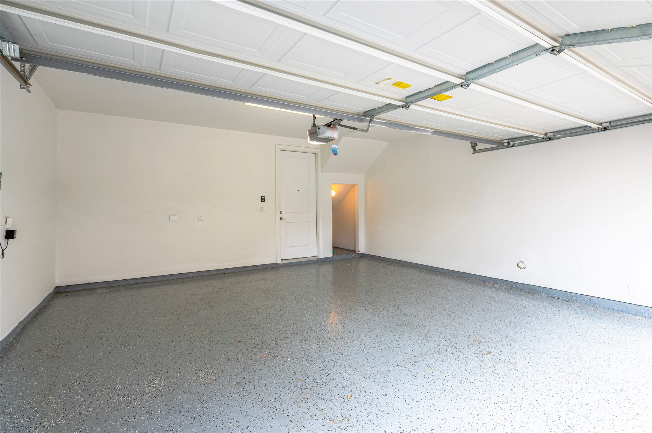 9674 Knight Road Property Photo 33