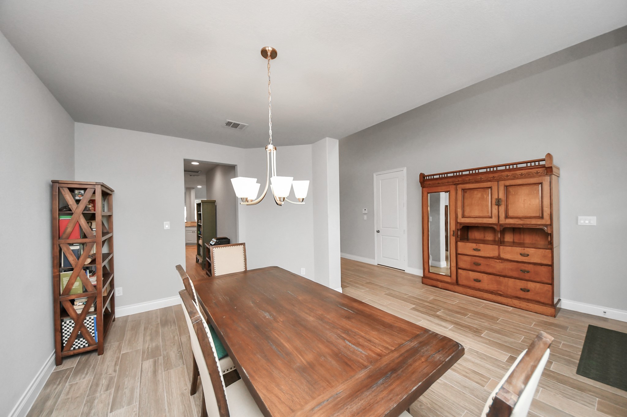 9023 Emerald Cane Drive Property Photo 7