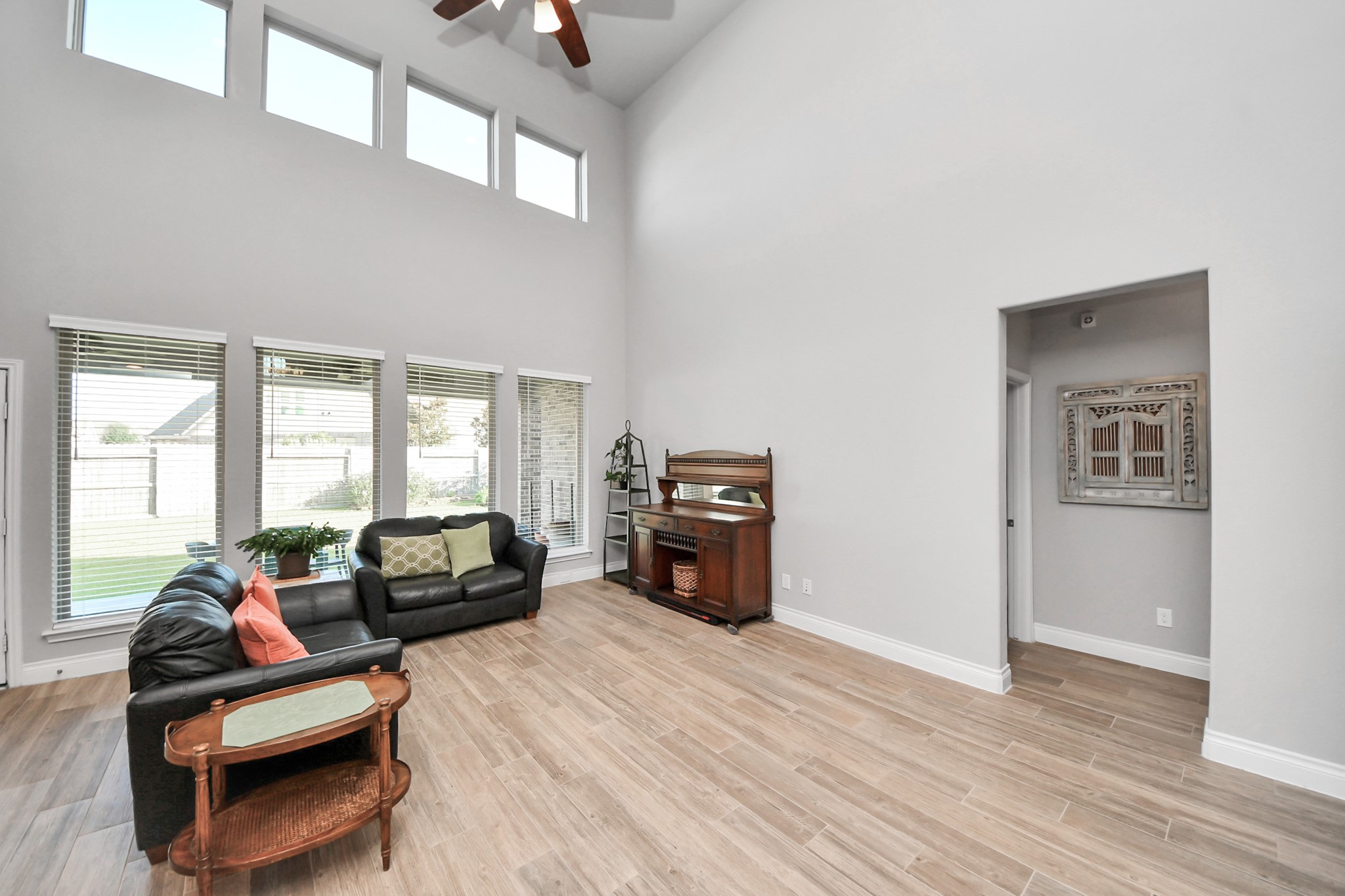 9023 Emerald Cane Drive Property Photo 9