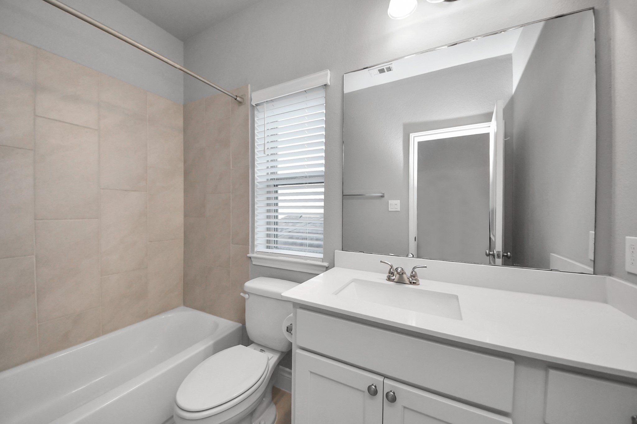 9023 Emerald Cane Drive Property Photo 33