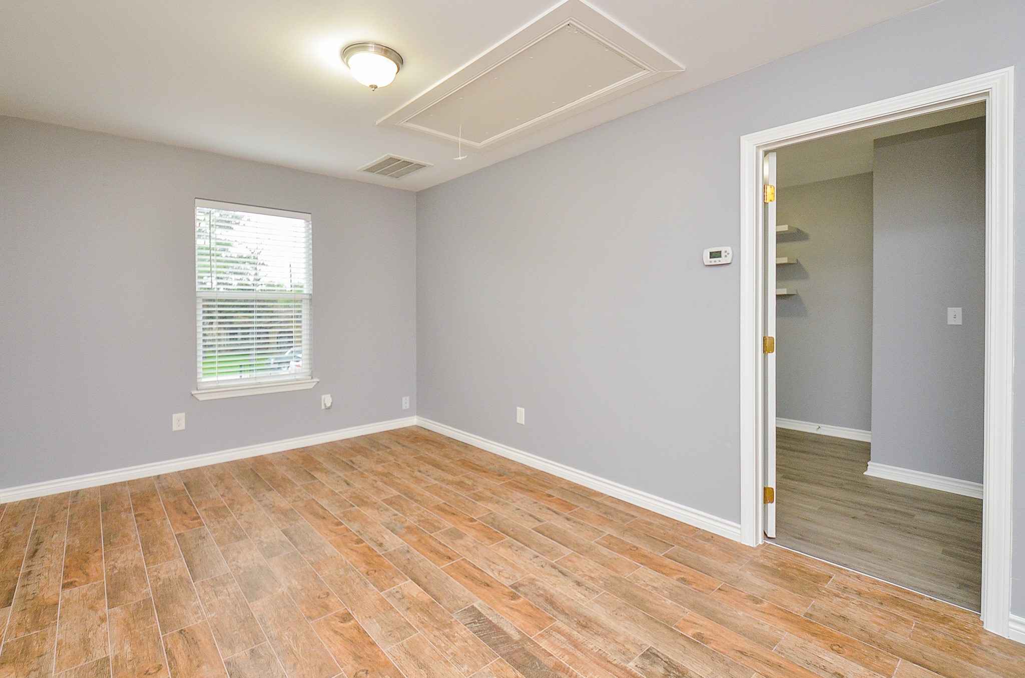 303 Vincent Street A Property Photo 10