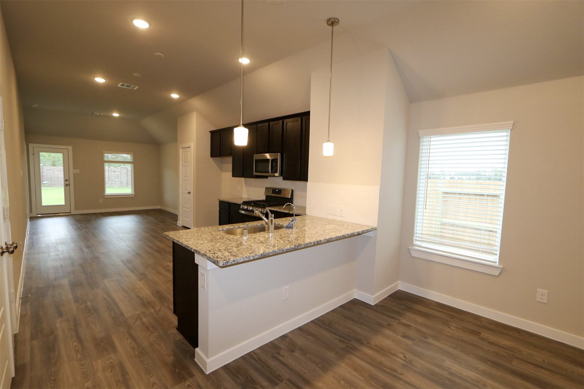 5803 Aurora Lane Property Photo 3