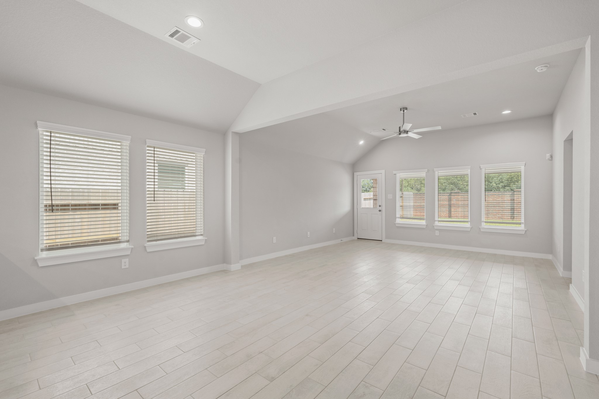 5010 Blessing Drive Property Photo 6
