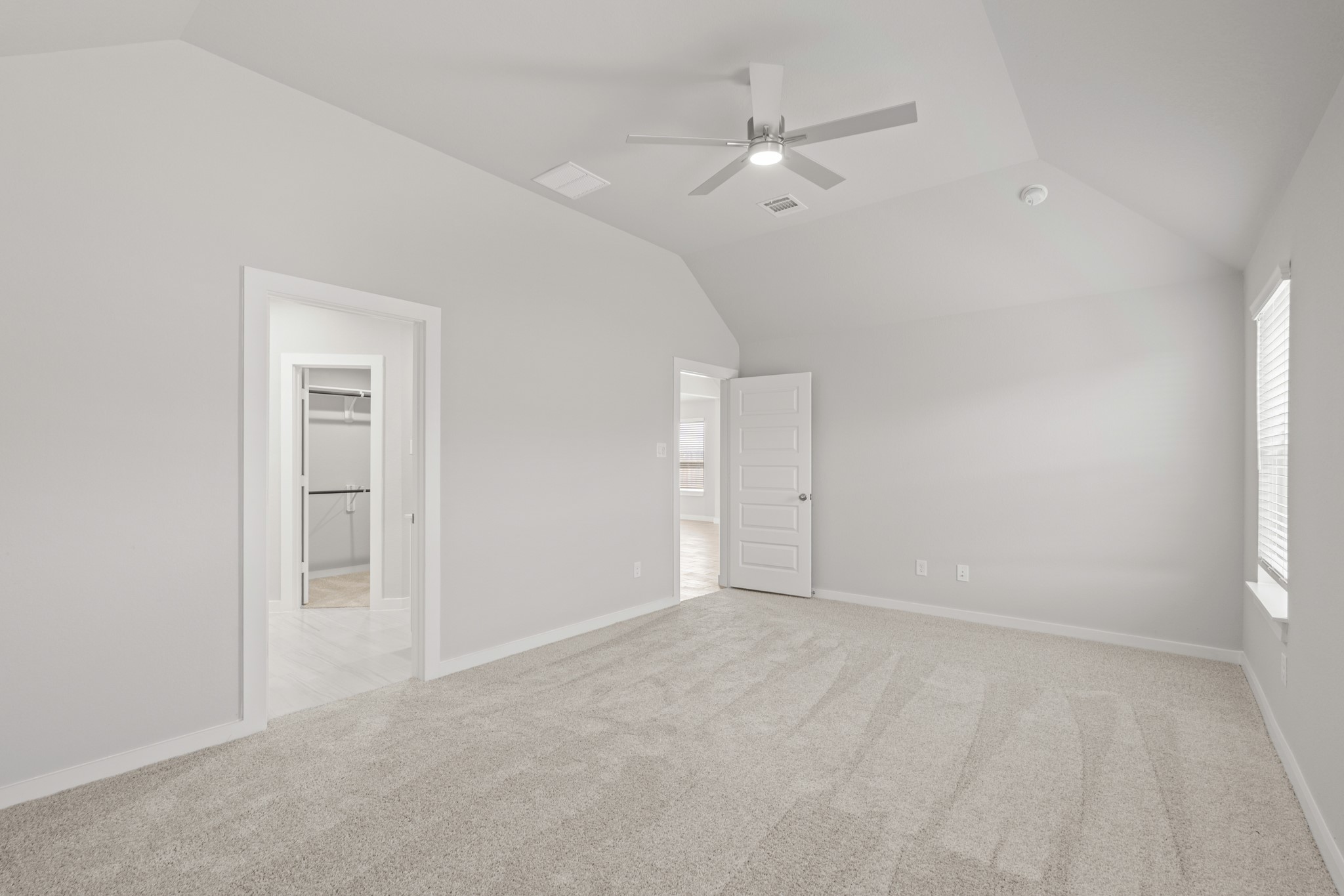 5010 Blessing Drive Property Photo 13