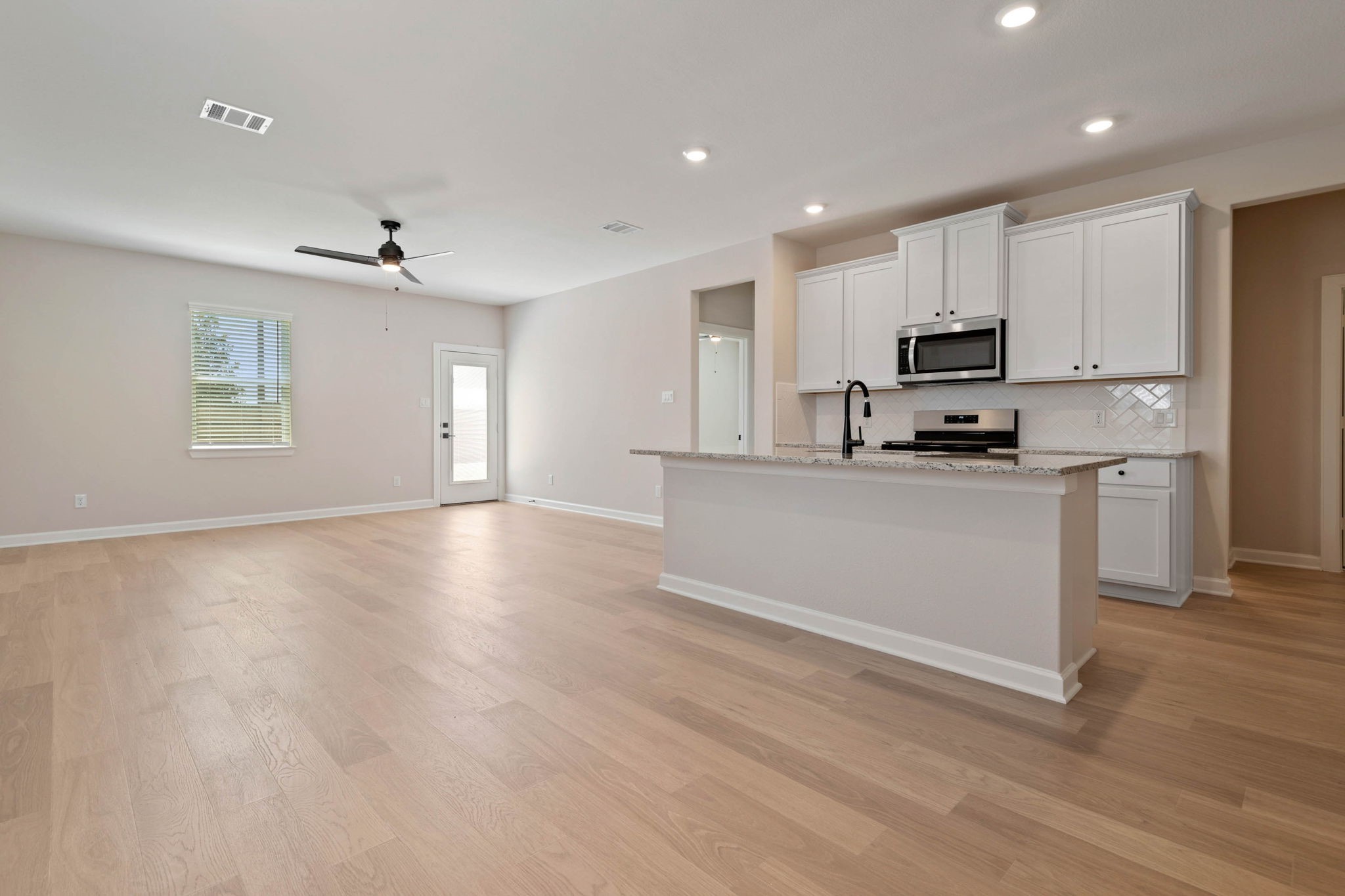 1107 Campside Drive Property Photo 4