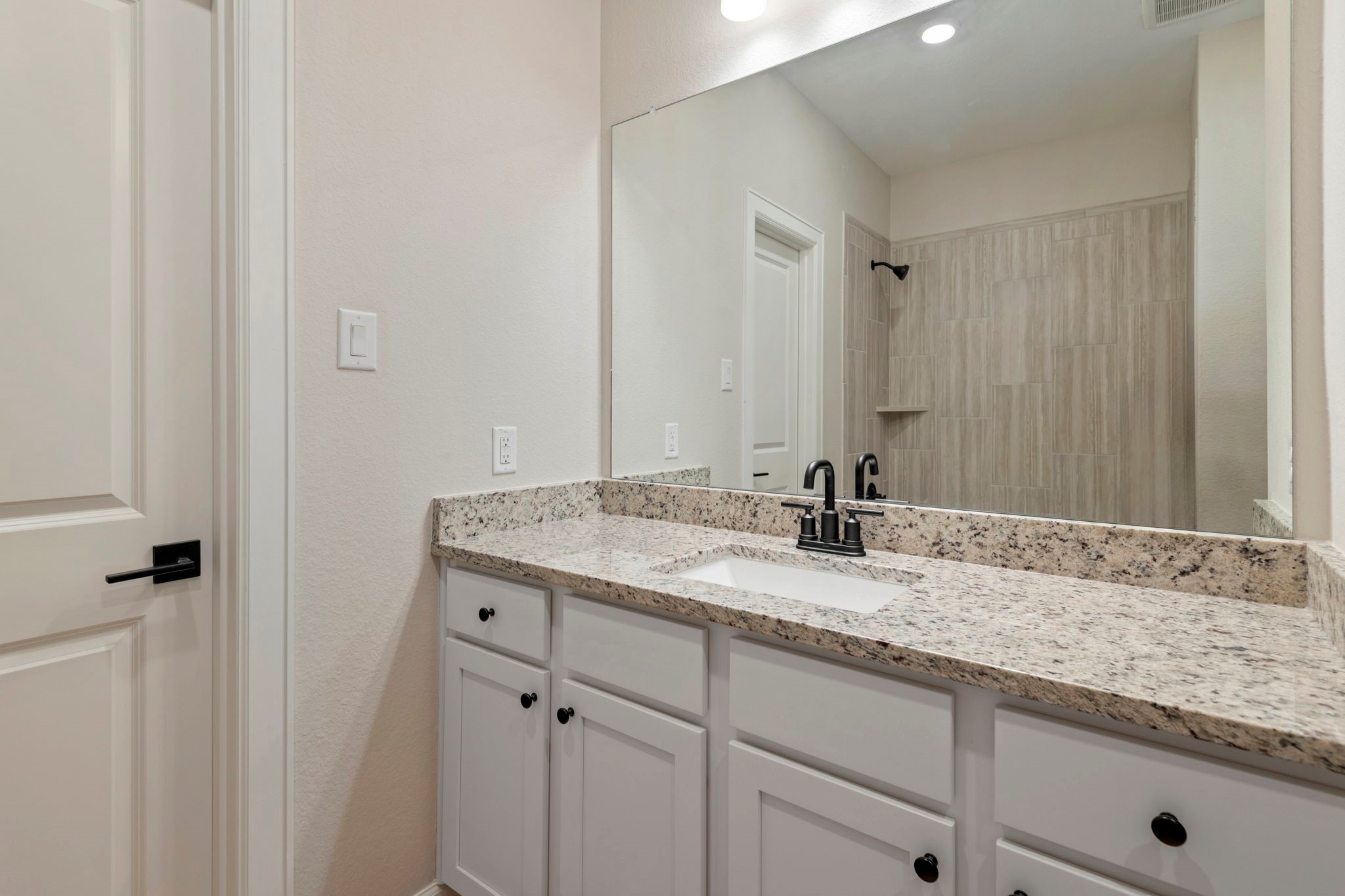 1107 Campside Drive Property Photo 14
