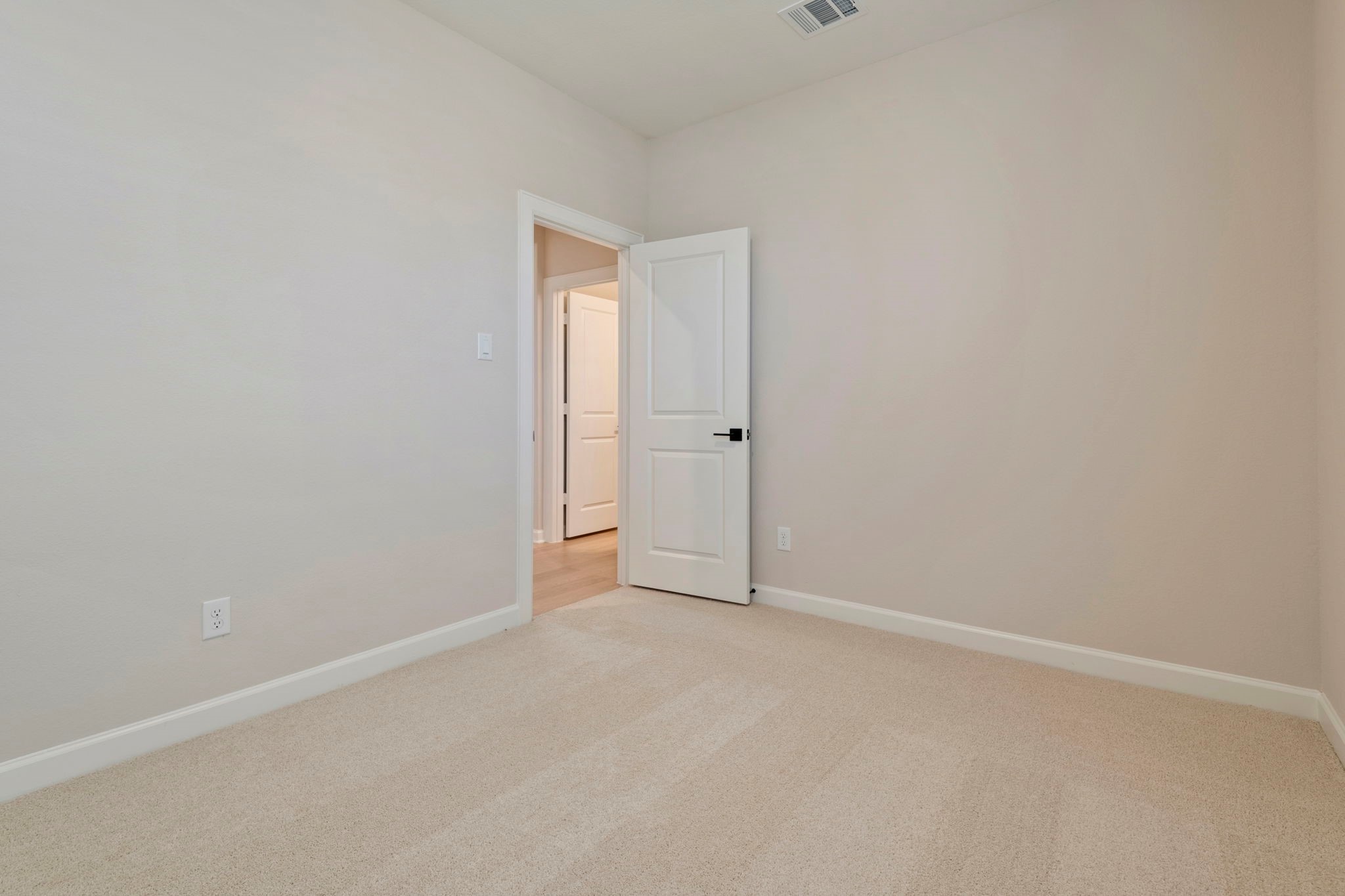 1107 Campside Drive Property Photo 18
