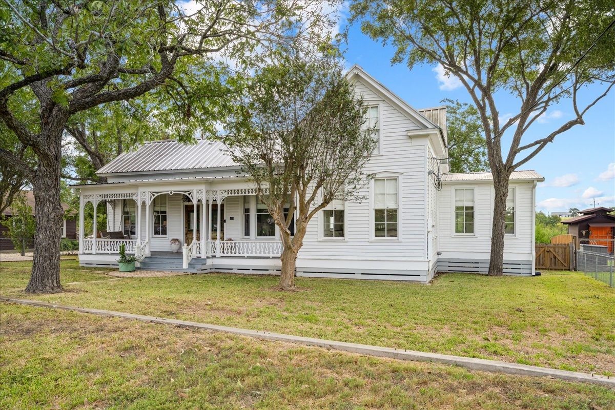 301 S Mechanic Street Property Photo 4