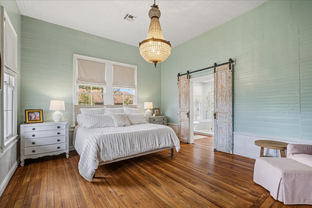 301 S Mechanic Street Property Photo 18