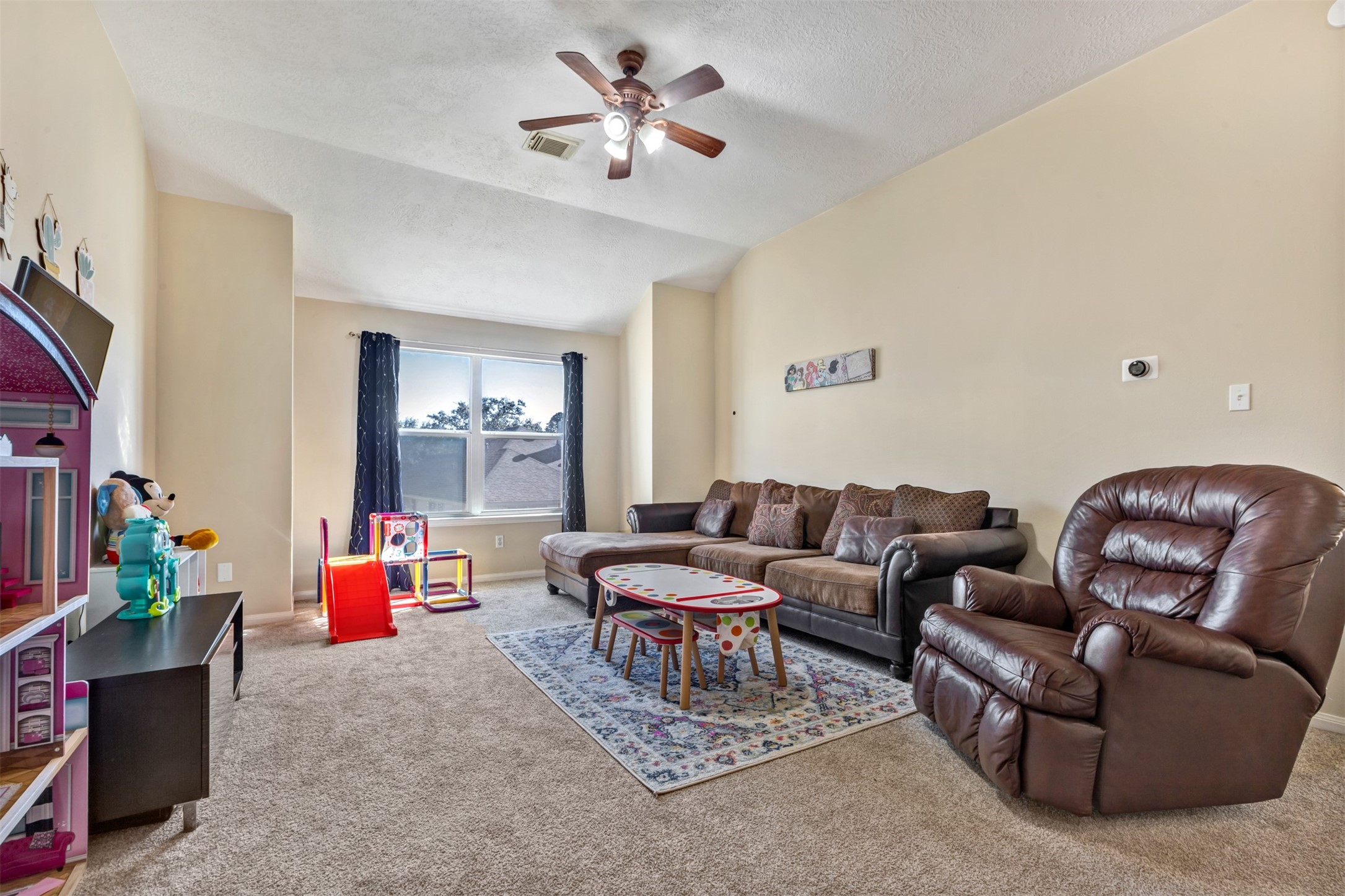 7222 Foxshadows Lane Property Photo 18