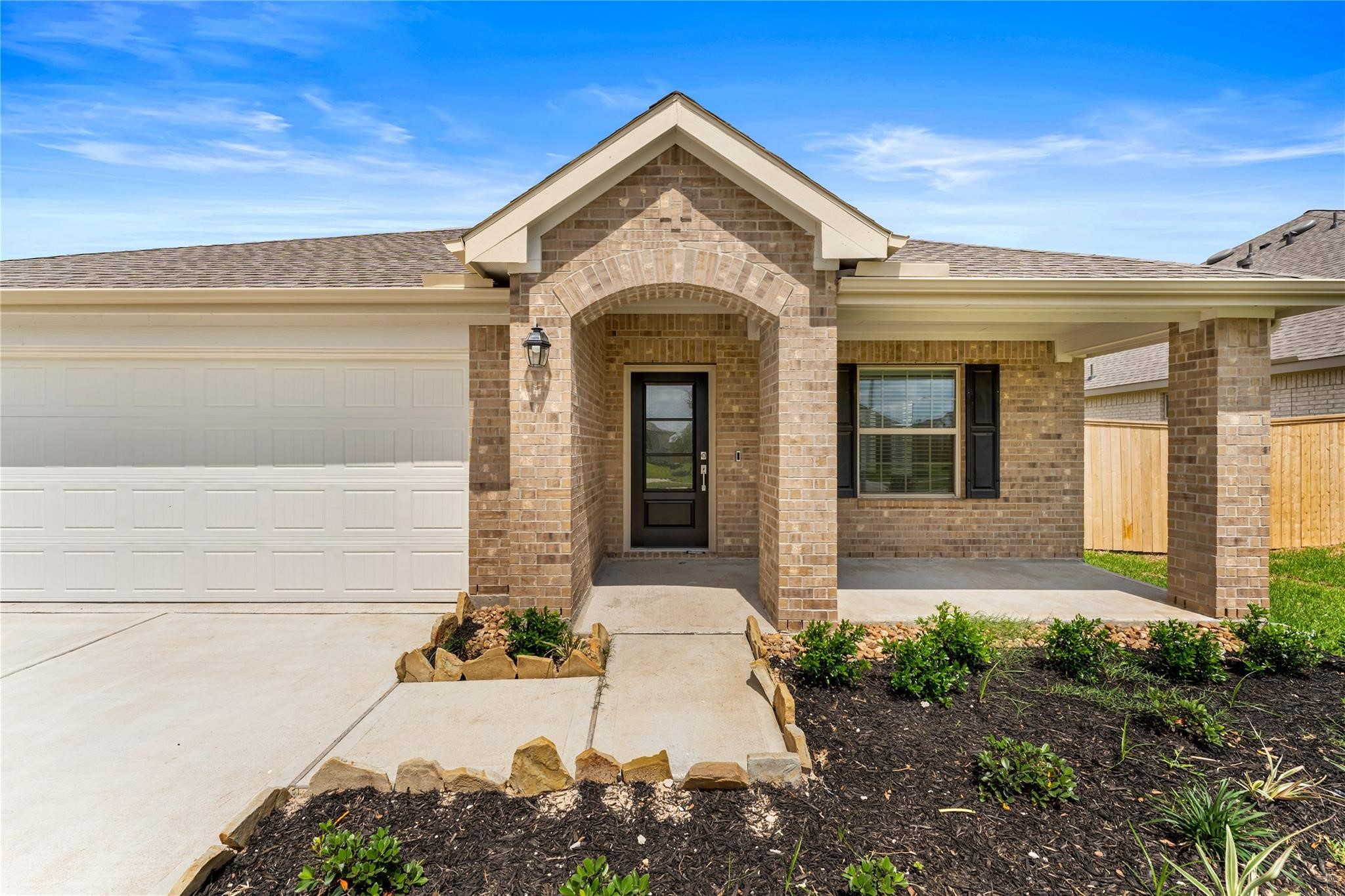 3708 Vail Springs Drive Property Photo 1