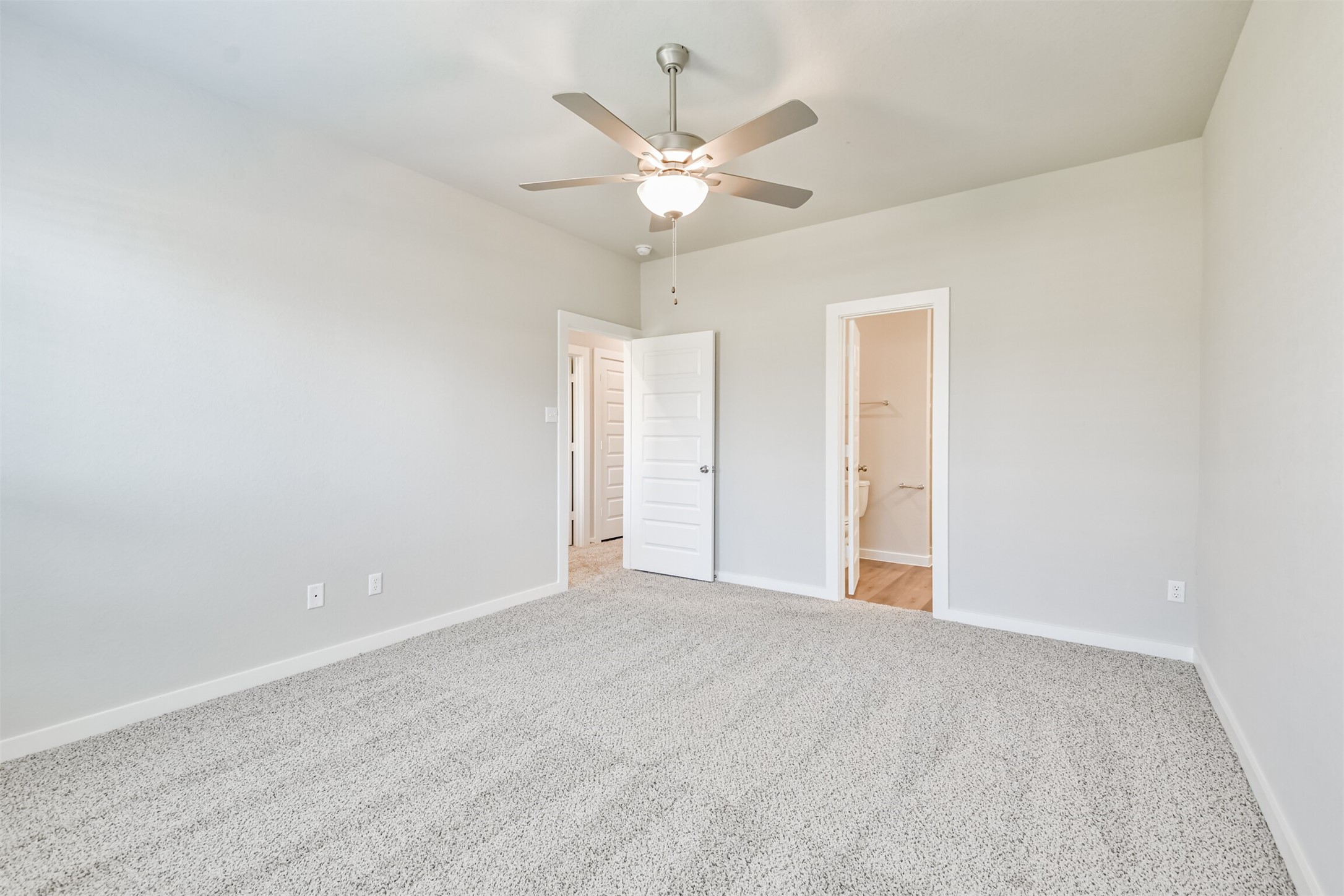 9800 Grosbeak Lane Property Photo 14