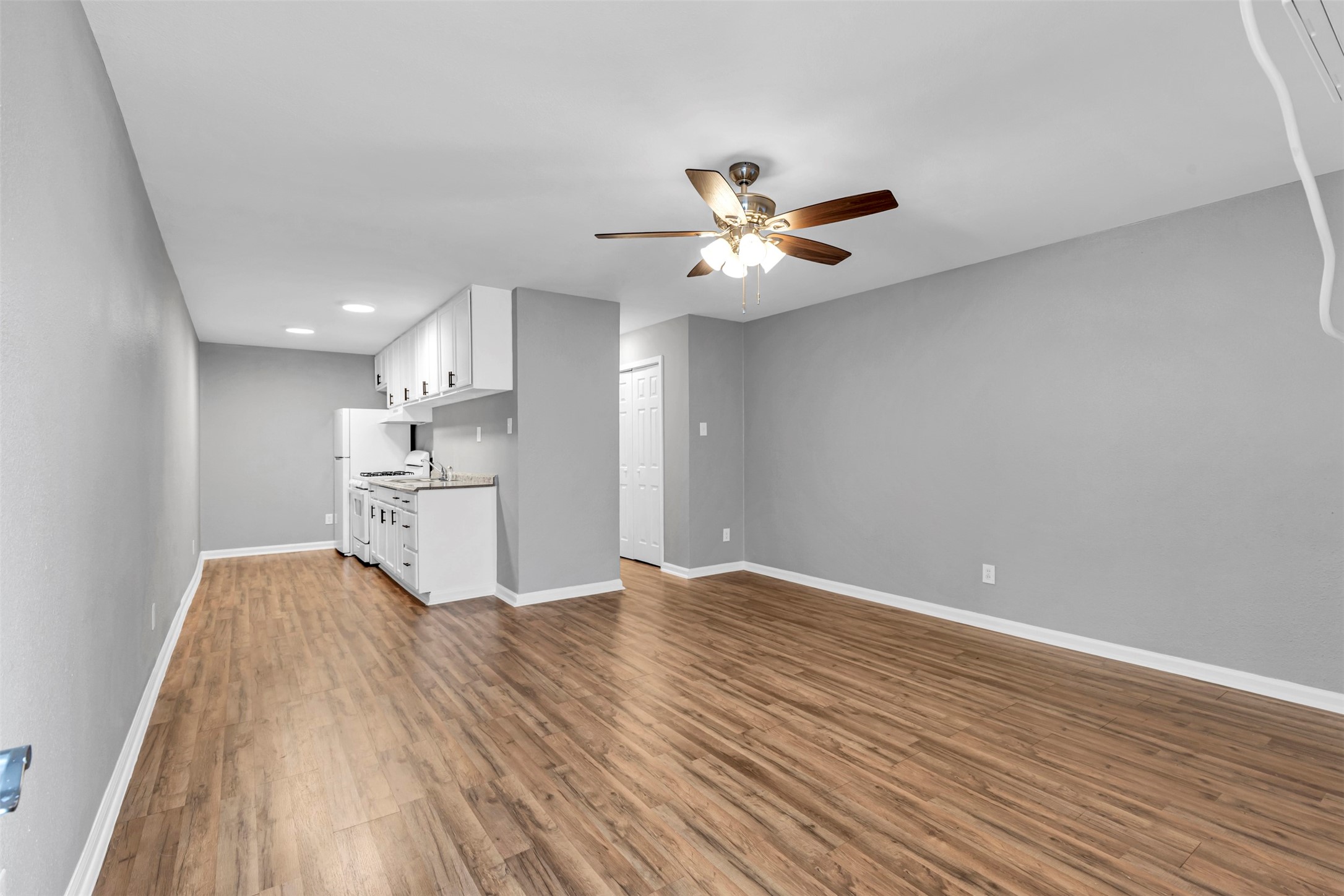 1840 Richmond Avenue 29 Property Photo 3