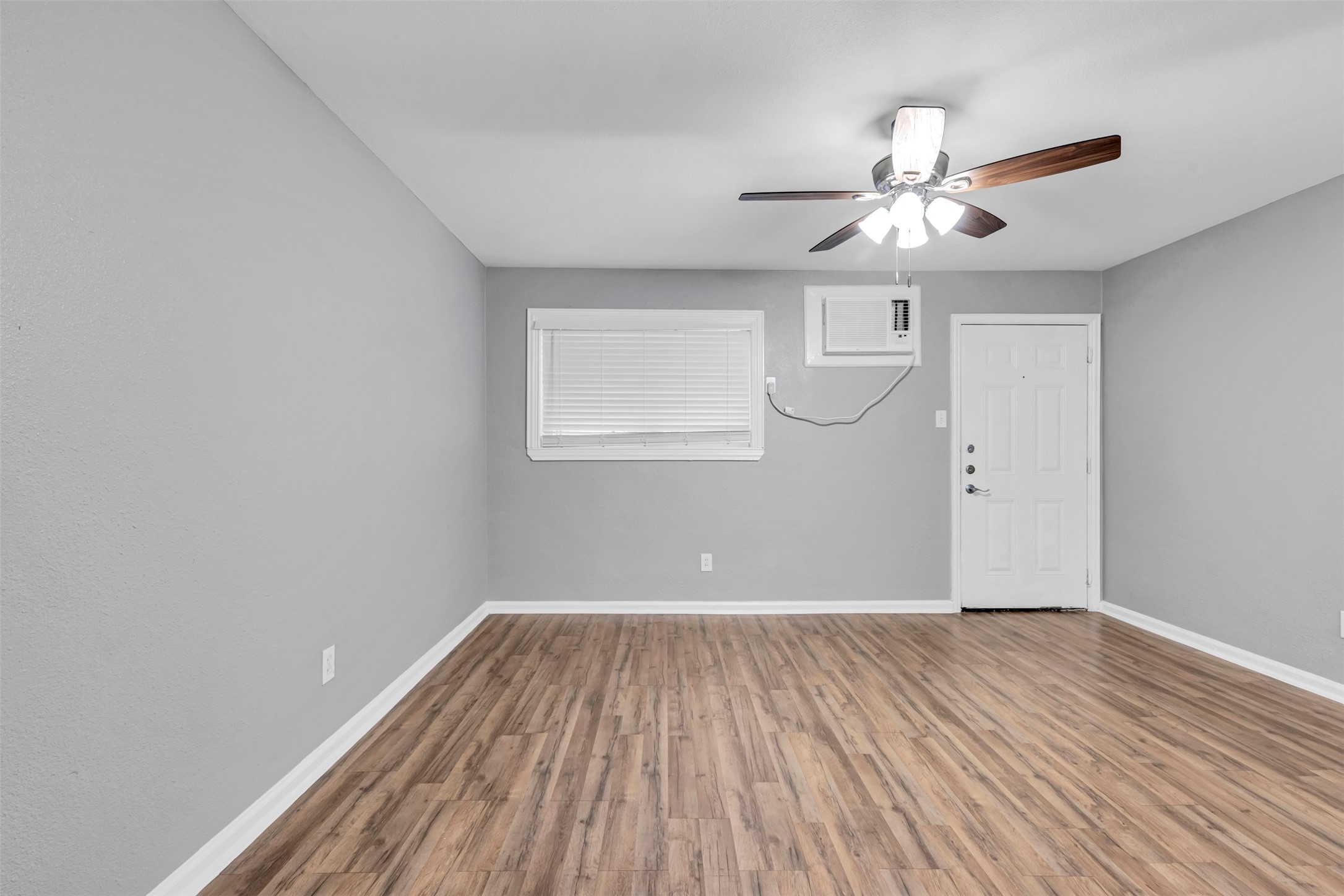 1840 Richmond Avenue 29 Property Photo 6