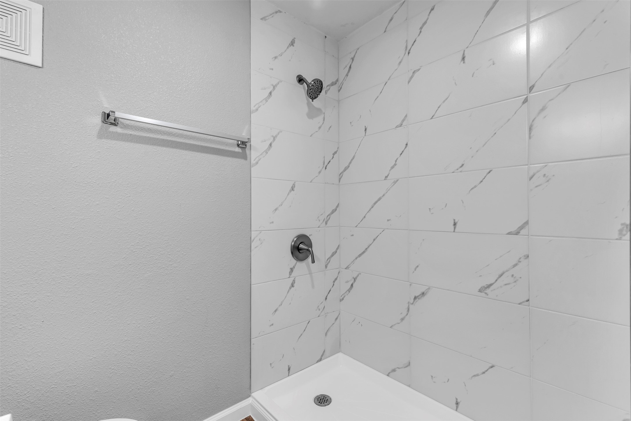 1840 Richmond Avenue 29 Property Photo 14