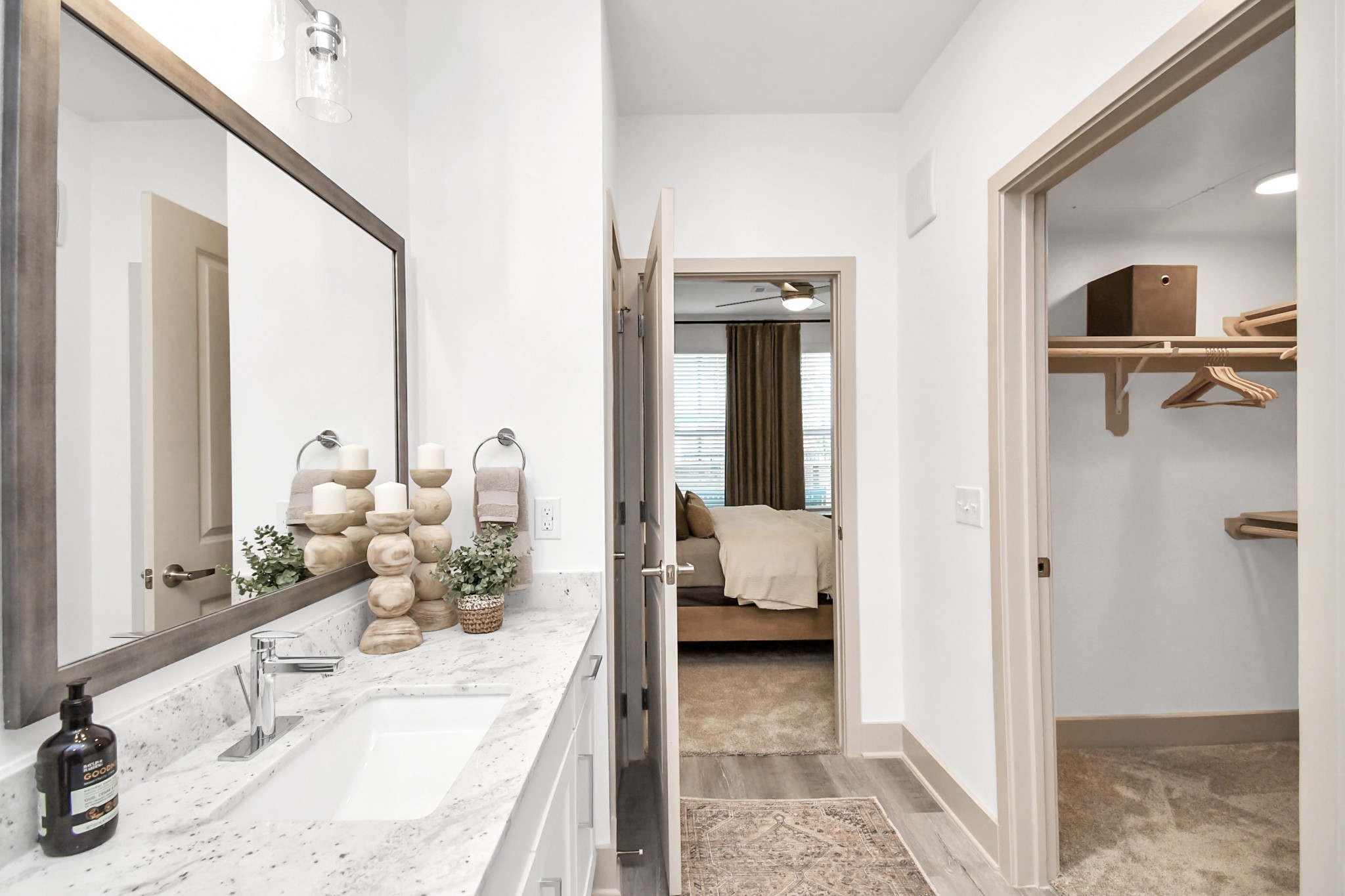2020 Grandway Drive 2202 Property Photo 18