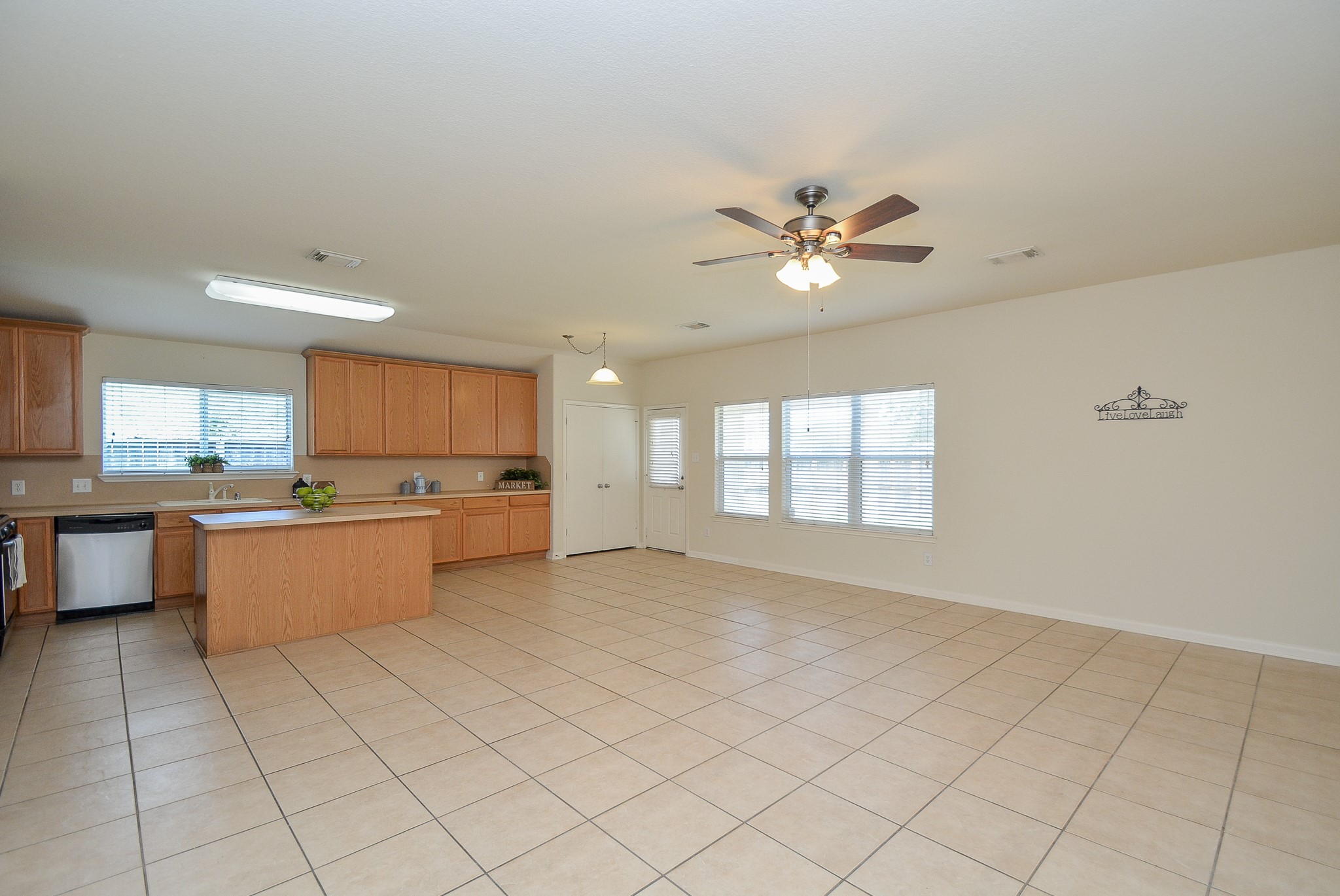 15318 Marlowe Grove Drive Property Photo 12