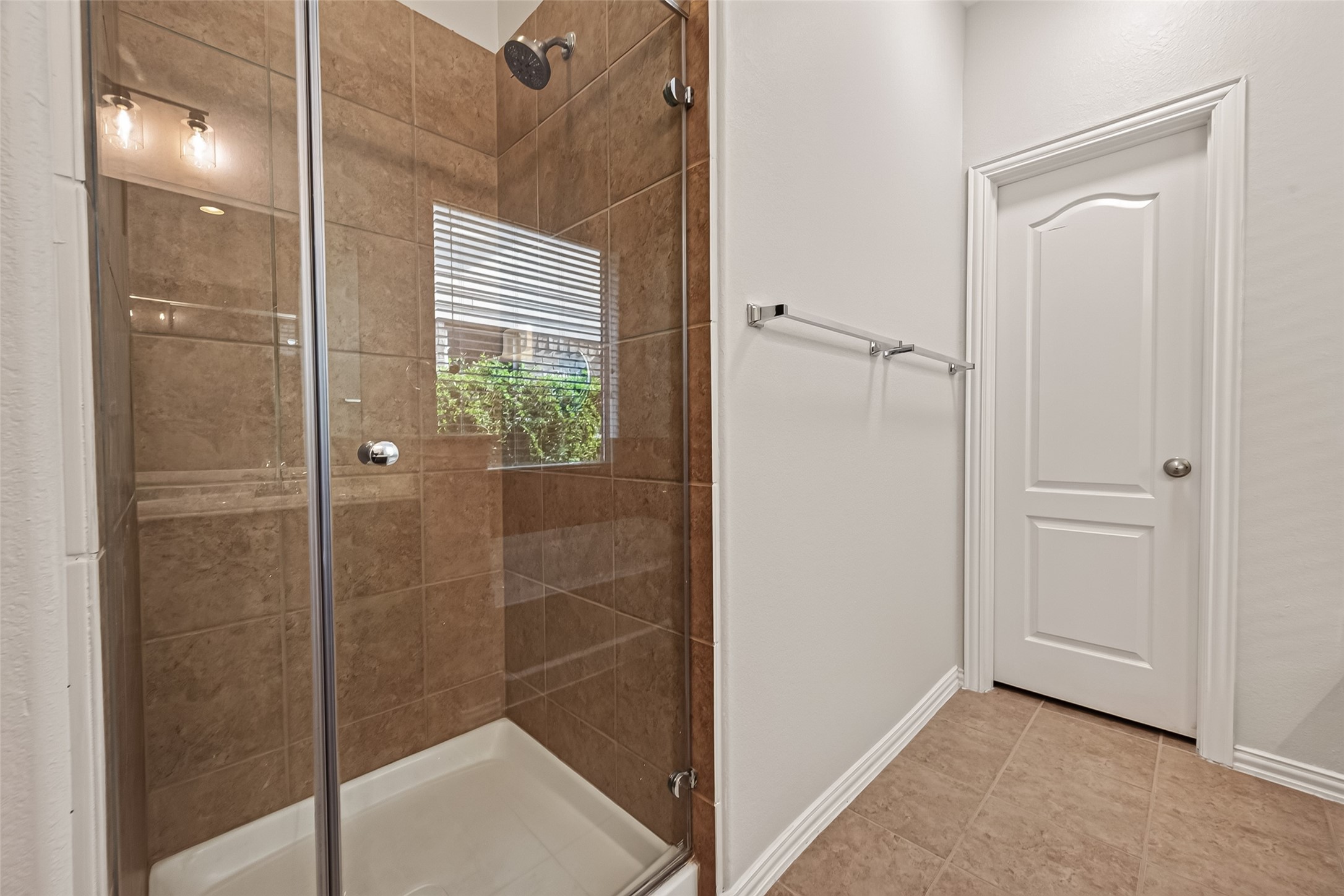 6123 Carver Pines Drive Property Photo 22