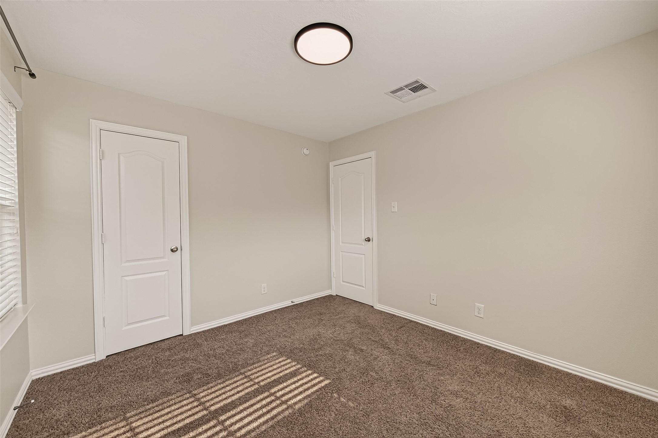 6123 Carver Pines Drive Property Photo 29