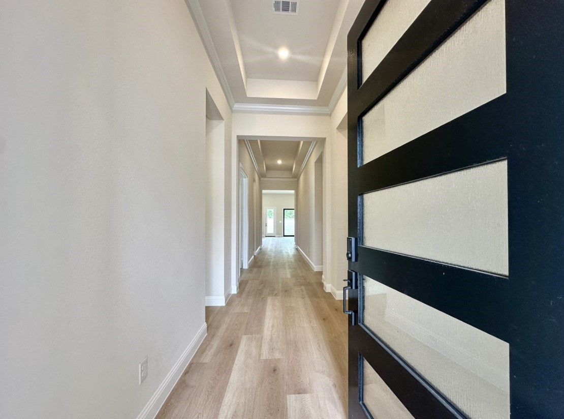 925 Groundwater Way Property Photo 3
