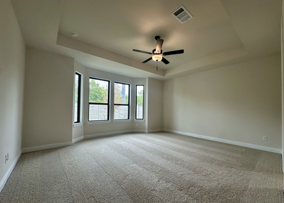 925 Groundwater Way Property Photo 9