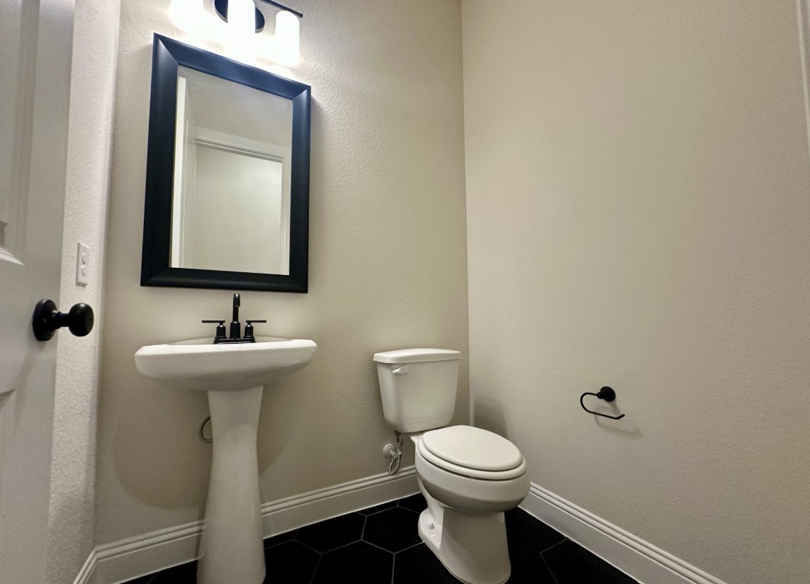 925 Groundwater Way Property Photo 14