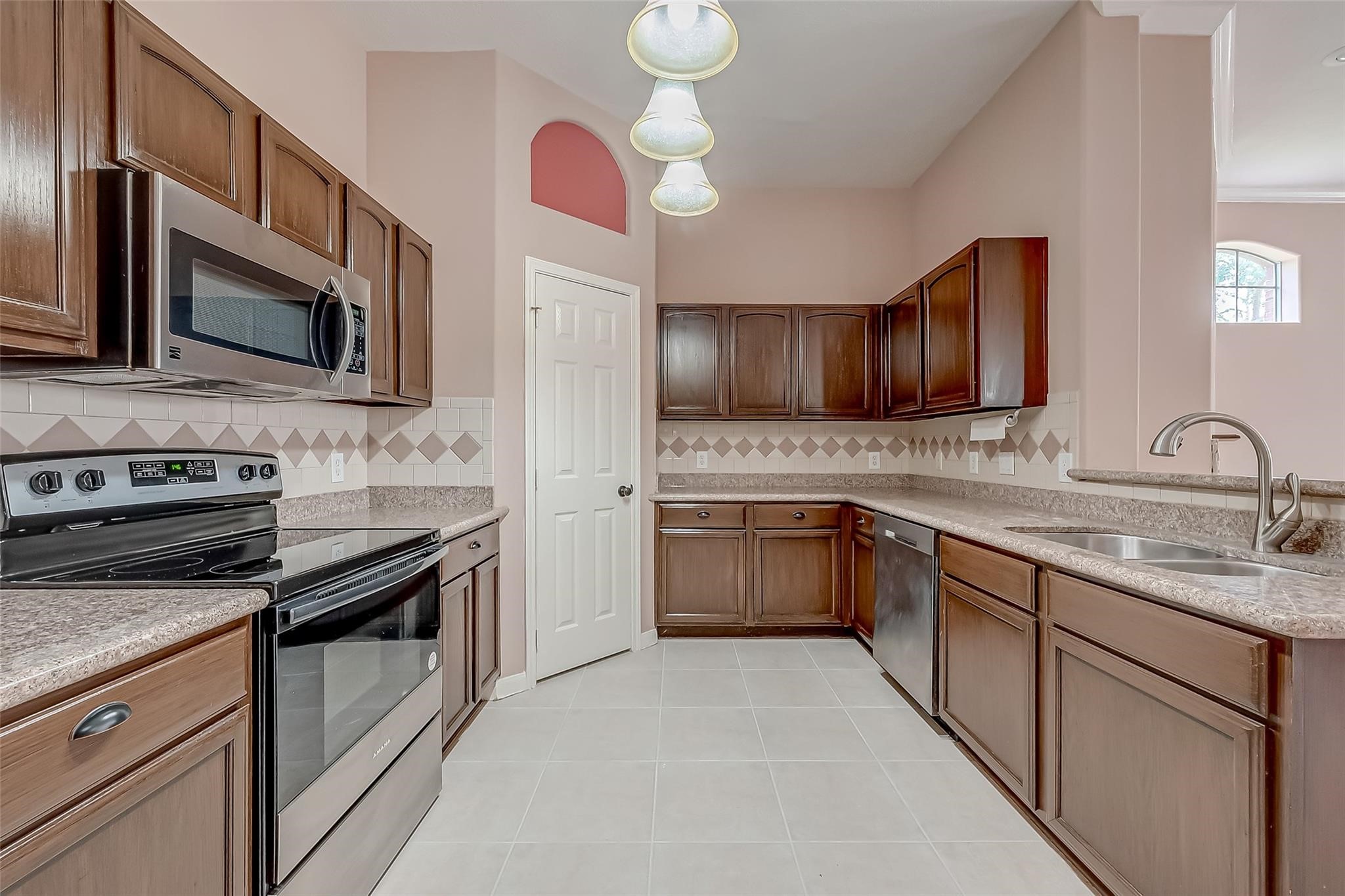 2710 Grants Lake Boulevard K3 Property Photo 8