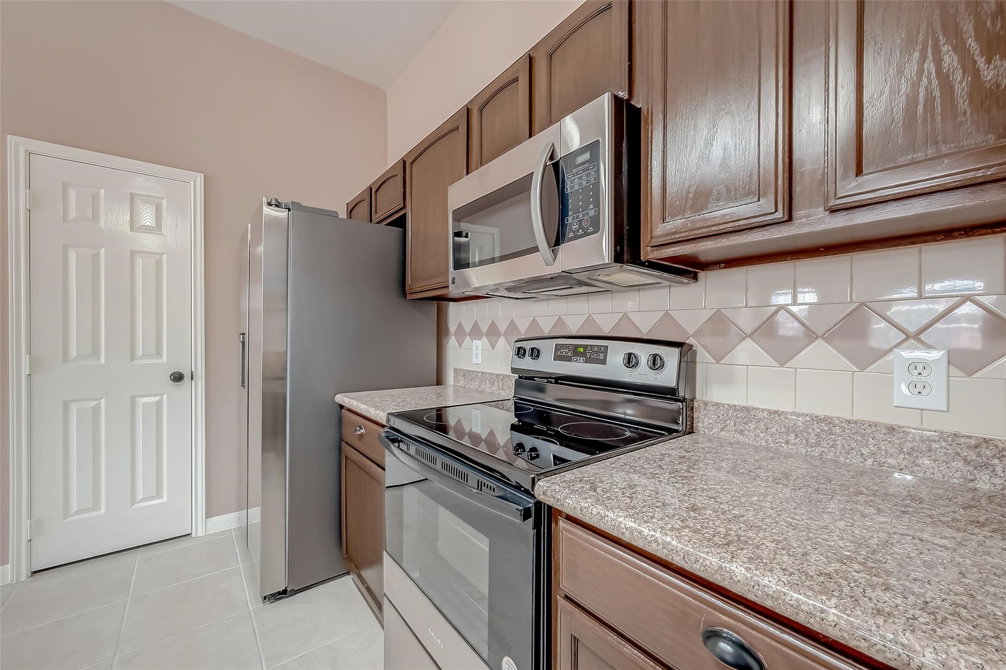 2710 Grants Lake Boulevard K3 Property Photo 12