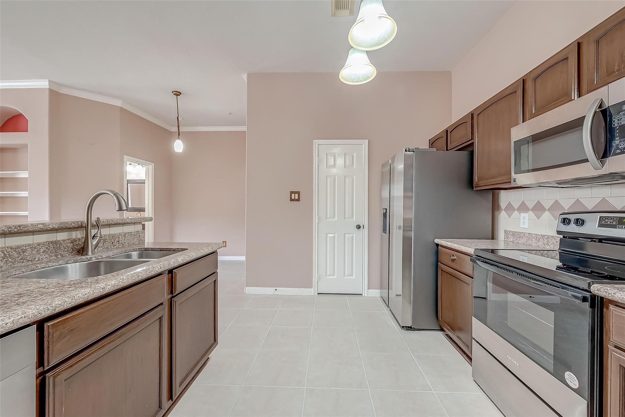 2710 Grants Lake Boulevard K3 Property Photo 13