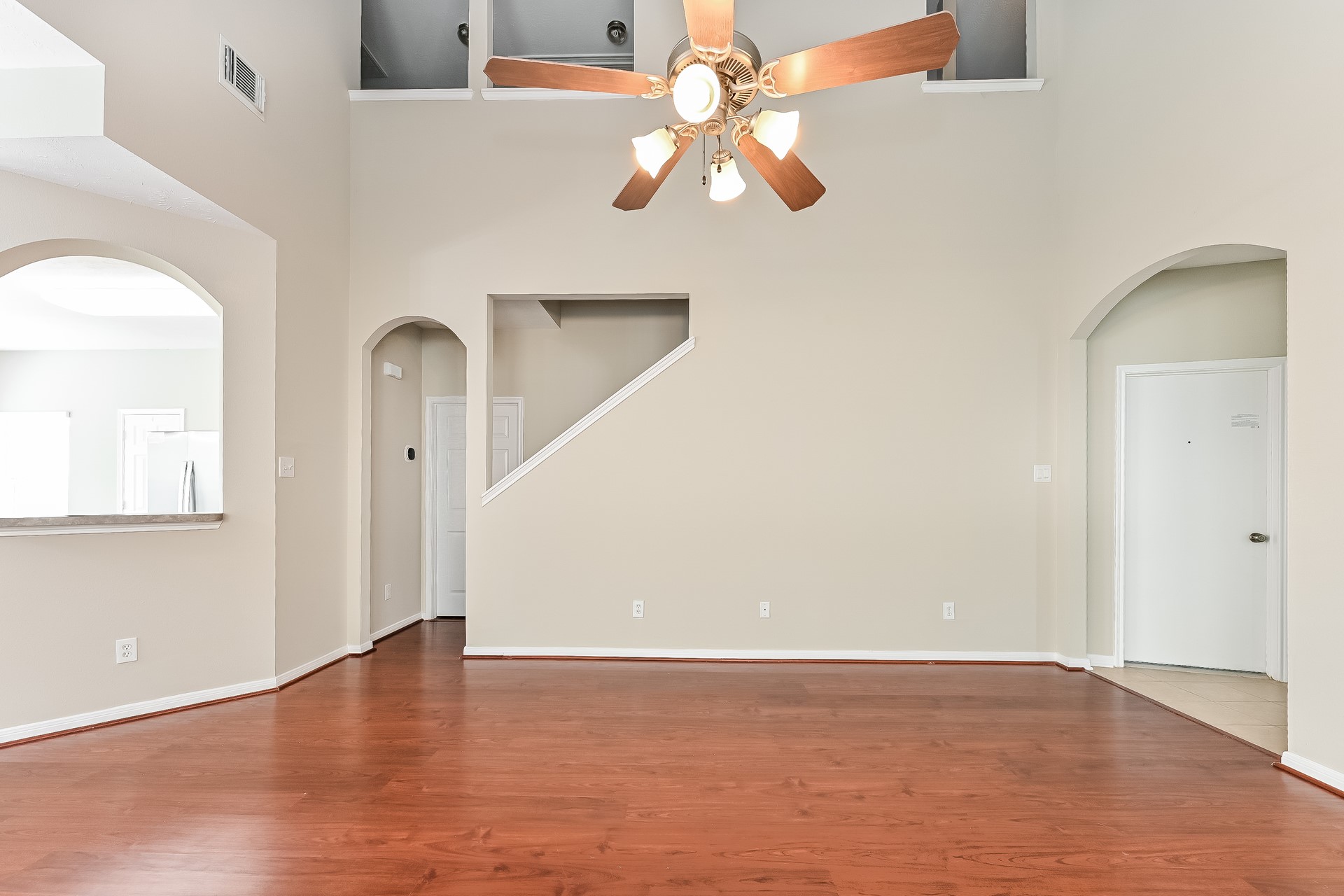 12923 Palm Leaf Court Property Photo 3