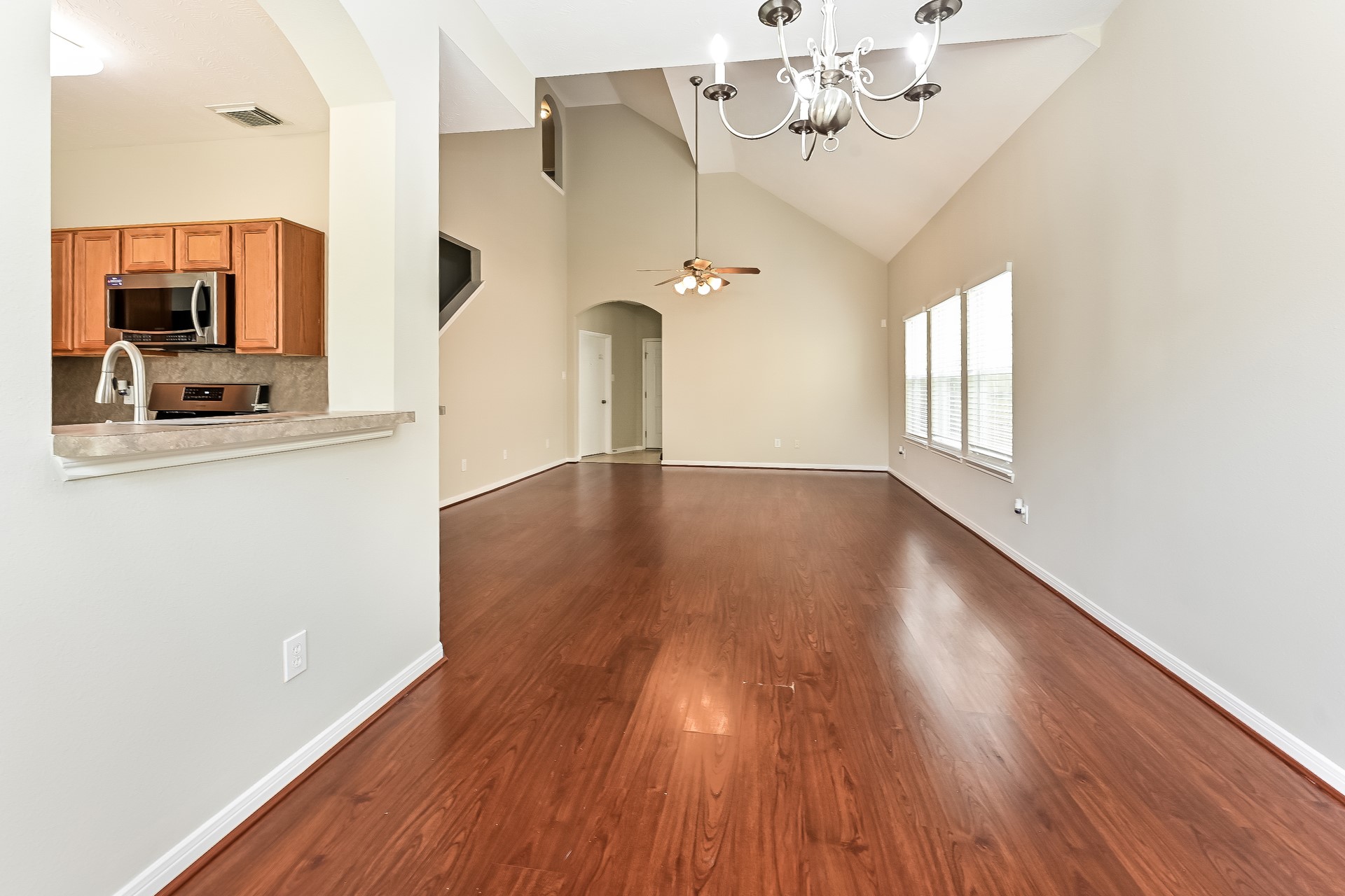 12923 Palm Leaf Court Property Photo 4
