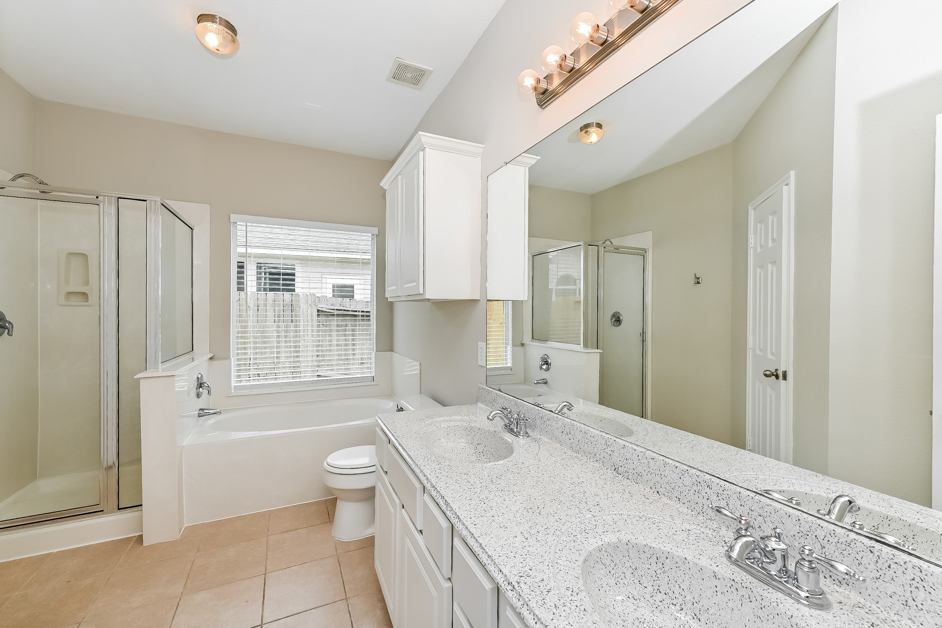 12923 Palm Leaf Court Property Photo 13